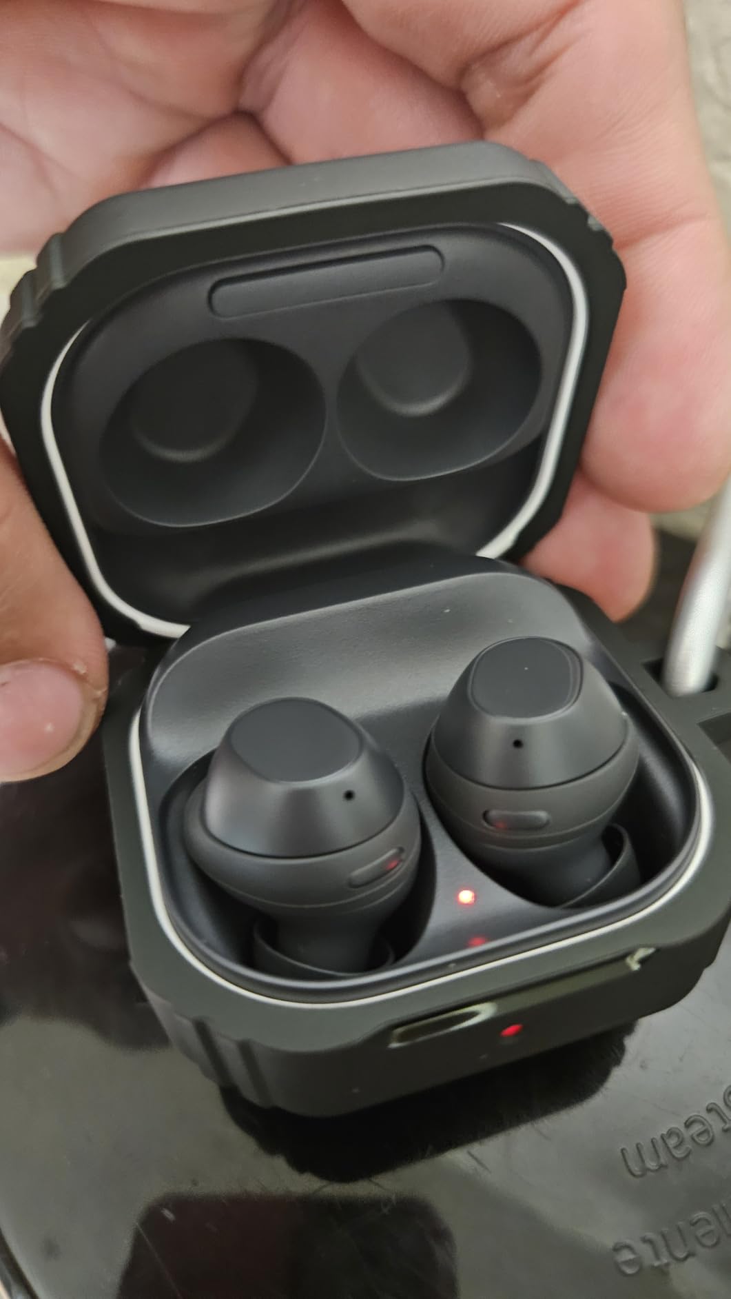 Samsung Galaxy Buds Fan Edition(FE) SM-R400, Active Noise-Cancelling, Wireless Bluetooth v5.2 Earbuds, Android 8.0 and Up - (Graphite) customer photo 2
