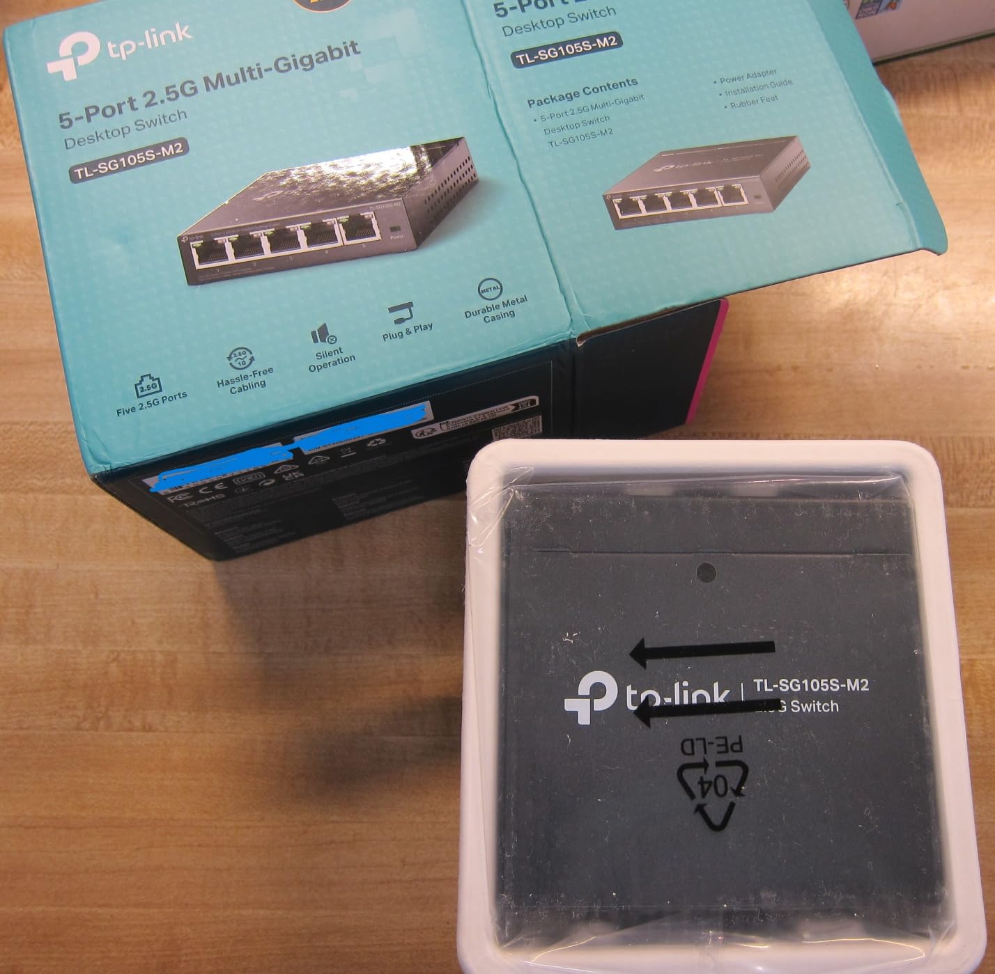 TP-Link TL-SG105S-M2, 5 Port Multi-Gigabit 2.5G Unmanaged Ethernet Switch | Ethernet Splitter, Plug & Play, Desktop/Wall Mount, Silent Operation customer photo 2