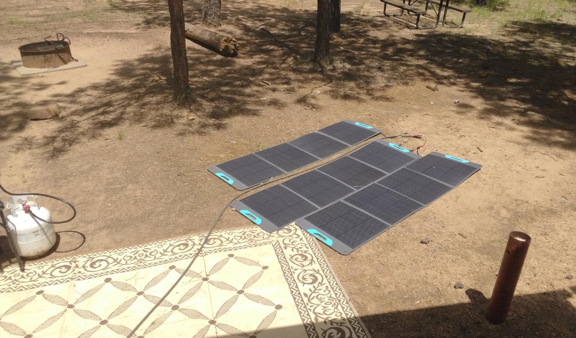 Renogy 200W Portable Solar Panel for Power Stations, 25% Efficiency customer photo 2