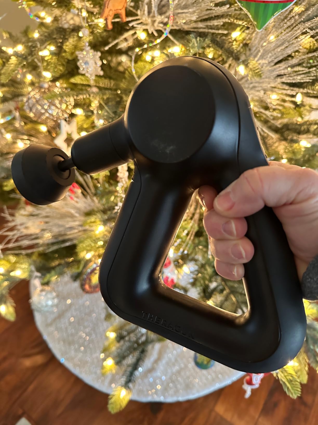 TheraGun Therabody Relief Massage Gun | for Daily Comfort | 3-Speed | Navy | Quiet Handheld Percussion Muscle Massager, Lightweight, Easy to Use, Ergonomic Grip customer photo 2