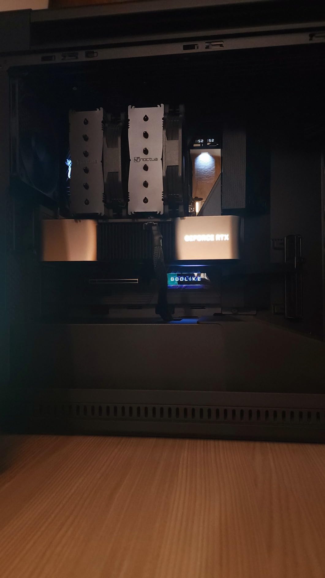ASUS ProArt PA602 E-ATX Full-Tower PC Case customer photo 1