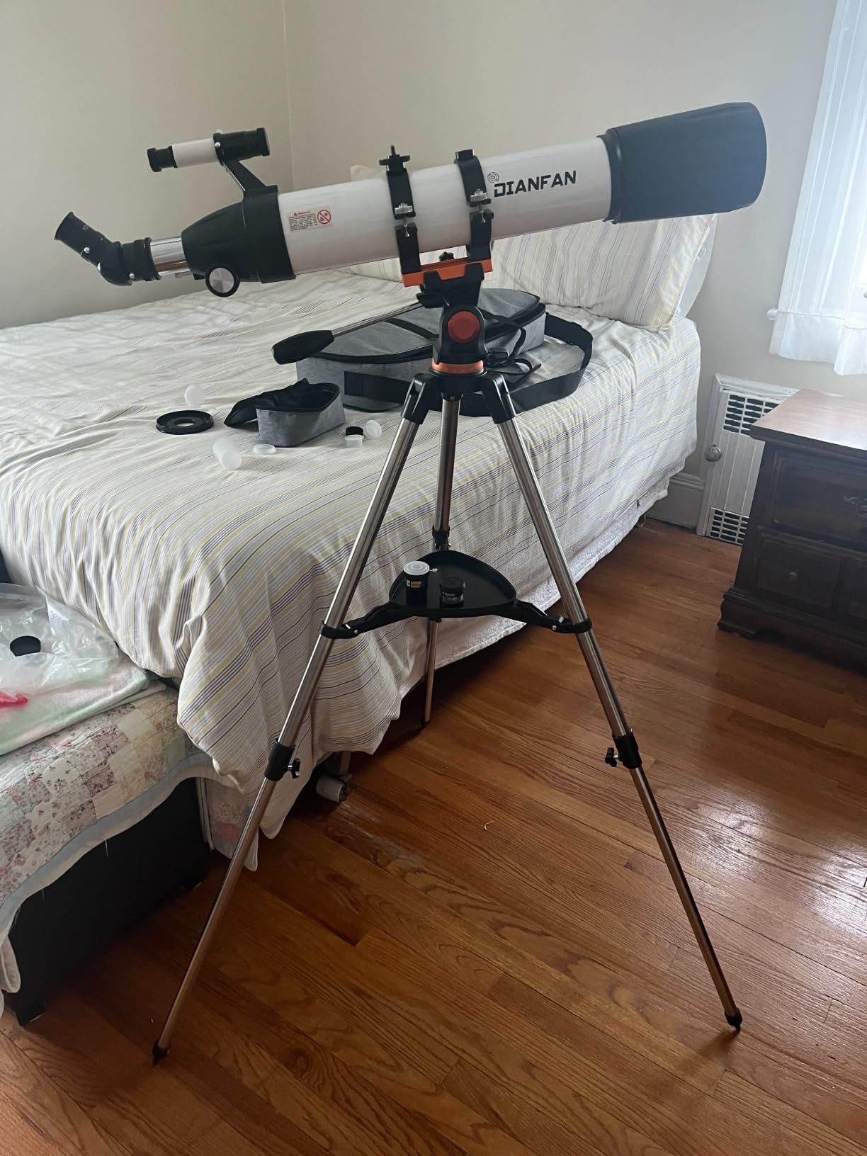 Dianfan Telescope for Adults High Powered, 90mm 800mm Astronomy Refractor | Portable Professional Telescope for Adults & Beginners, Fully Multi-Coated, Stainless Steel Tripod, Phone Adapter & Carry Bag customer photo 1
