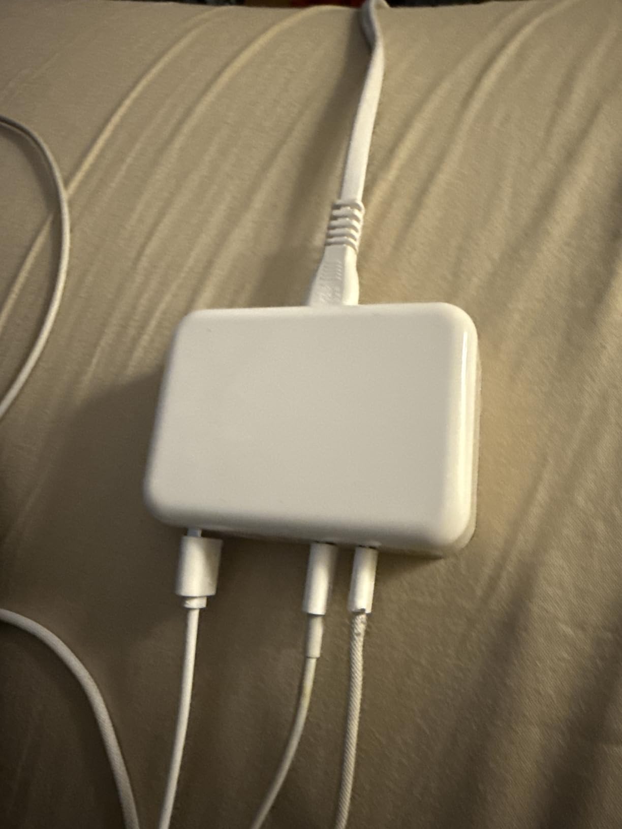 100W USB C Fast Charger Block Compact GaN 6 Port PD USB C and QC USB A Wall Charger Type C Charging Station Hub Adapter Plug Cube Brick for iPhone 17 16 15 14 Pro Max iPad Pro Air Samsung Pixel LG customer photo 2
