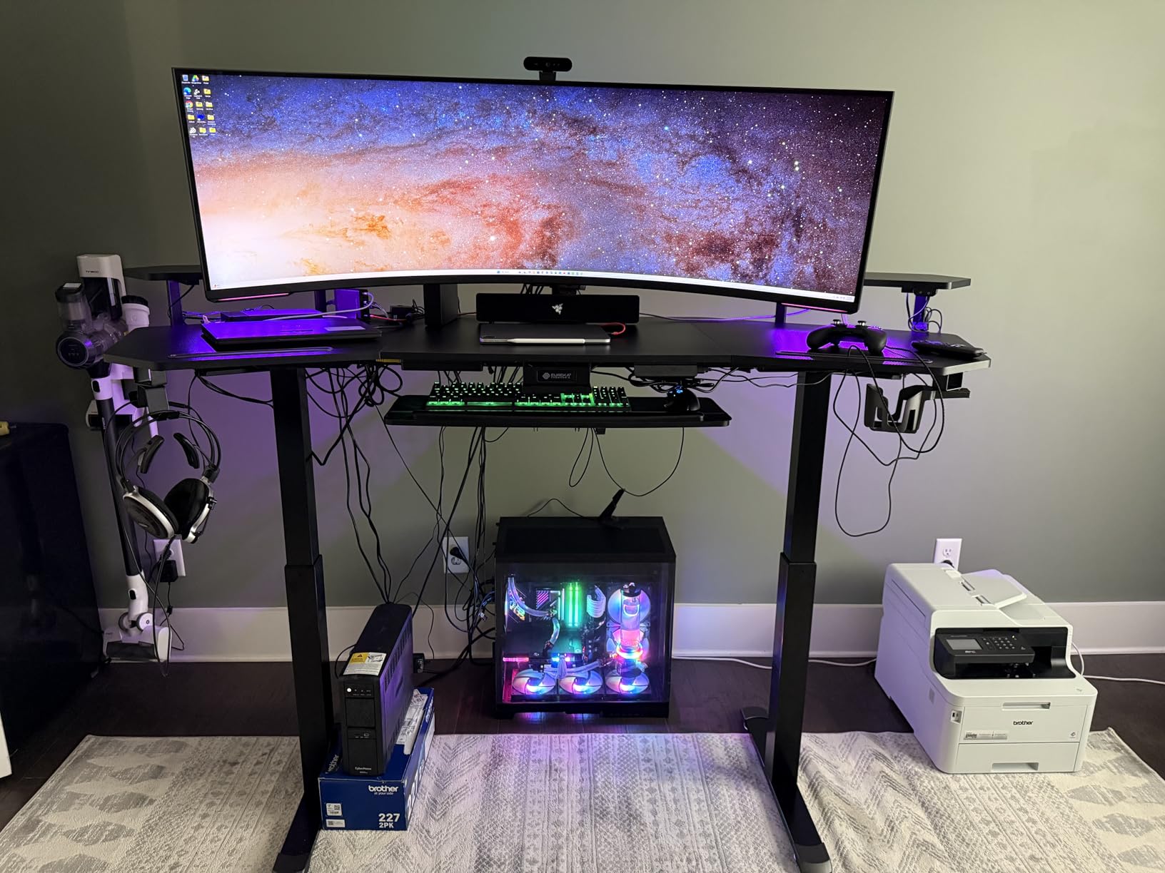 EUREKA ERGONOMIC Gaming Desk Adjustable Height Standing Desk 63