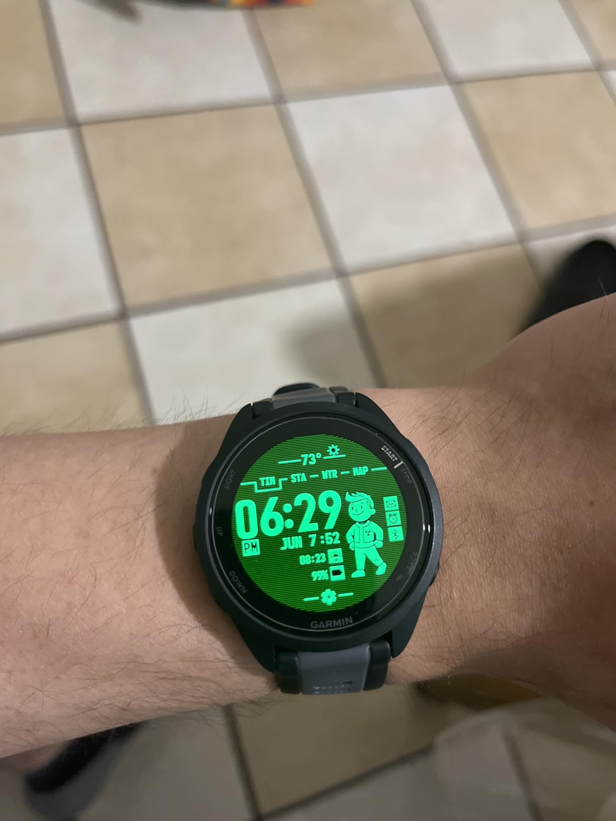 Garmin Forerunner® 165, Running Smartwatch, 43mm, Black customer photo 1