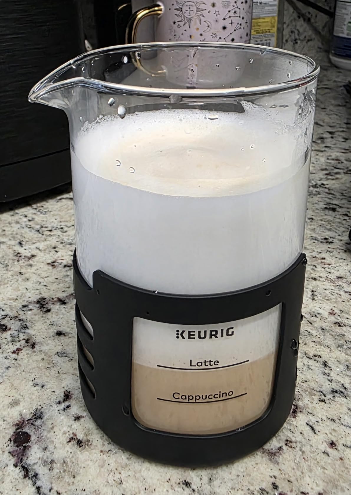 Keurig SimpleCafe Frother, Rechargeable Handheld Milk Frother for Lattes, Cappuccinos & Iced Coffee, USB Cord Included, Microwave-Safe Frothing Cup, Hot & Cold Foam Maker customer photo 1