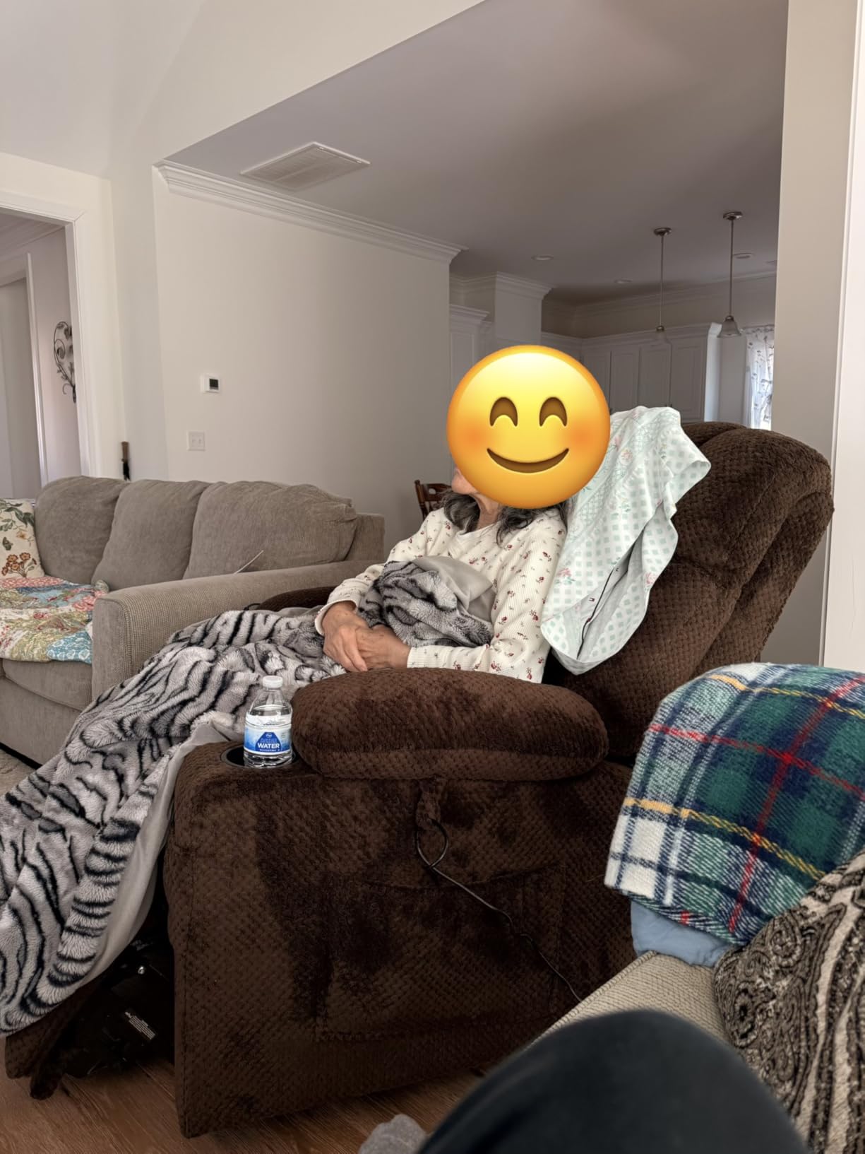 MCombo Oversized Dual Motor Power Lift Recliner Chair for Elderly R7891 customer photo 2