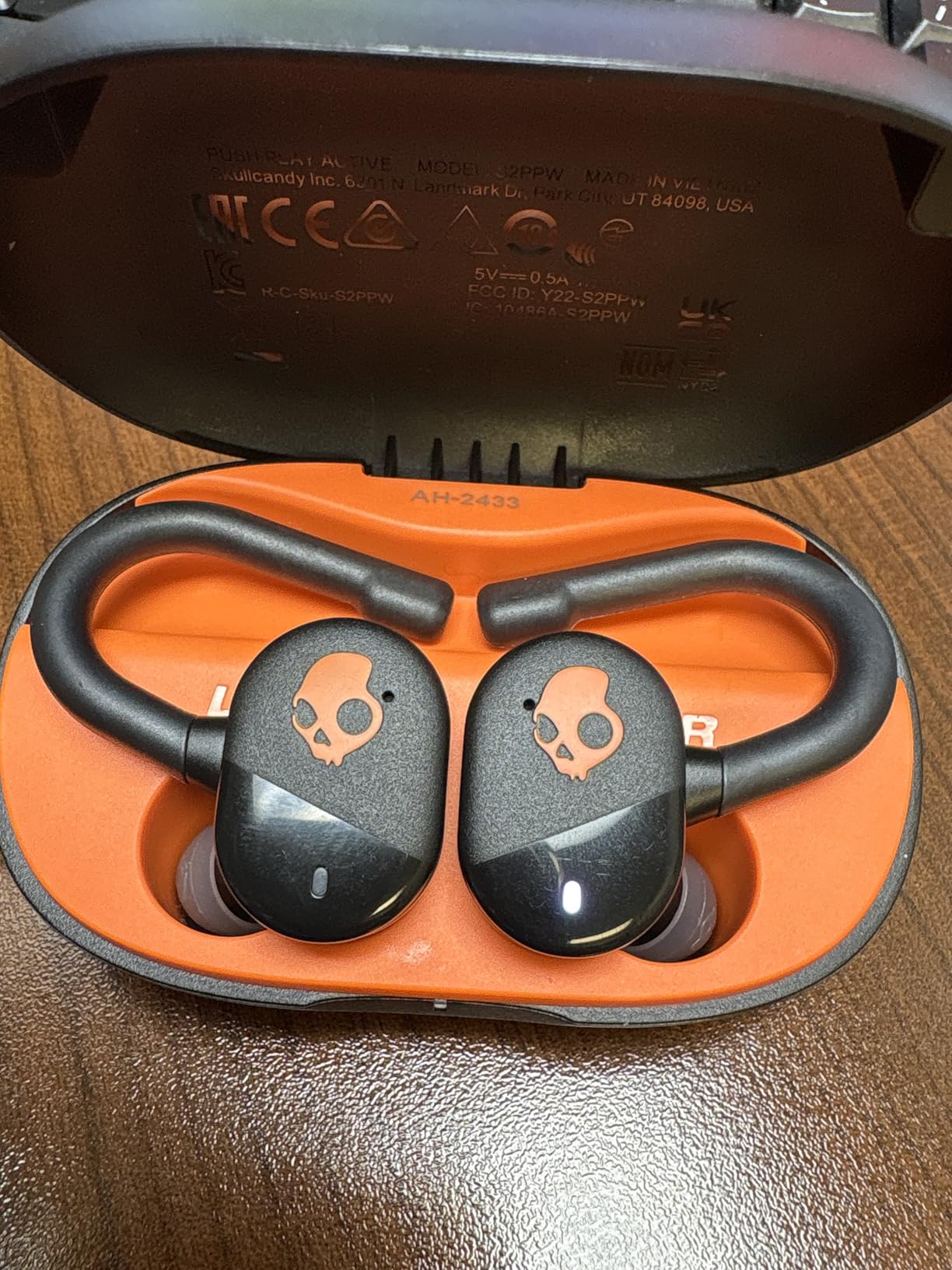 Skullcandy Push Play Active Wireless Earbuds - True Black/Orange | In-Ear Hanger, Bluetooth, Noise Isolating 58 Hours Battery, Sweat and Water Resistant, Microphone, Running Outdoors, Exercise customer photo 2