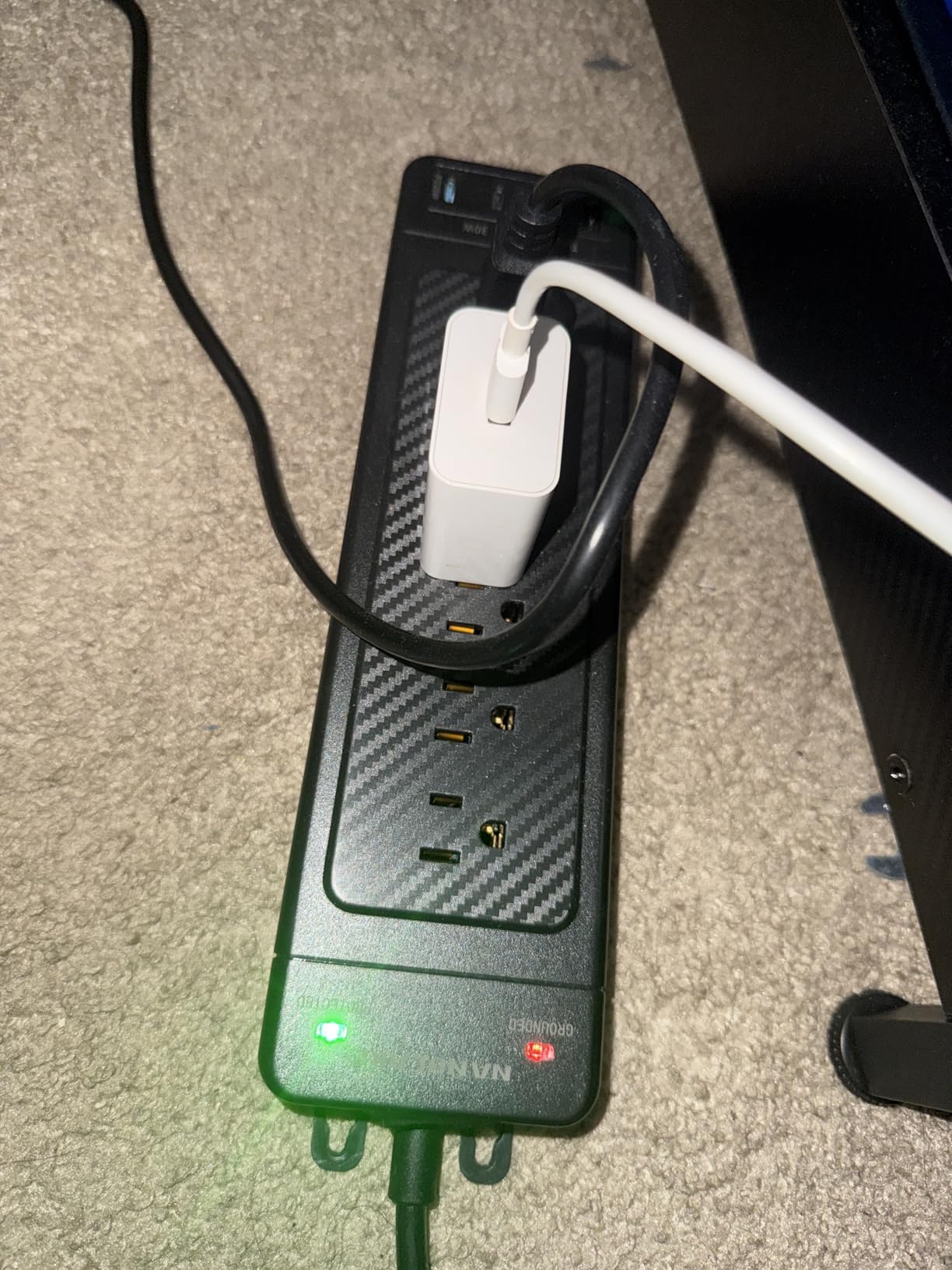 Surge Protector Power Strip 10ft Cord/High Joules Surge Protection (4800J) /Heavy Duty/Multiple outlets/Mountable/ 18AC/15A/USB A+C(PD20W), Flat Plug, Commercial, Industrial, Office, Home, Black customer photo 1