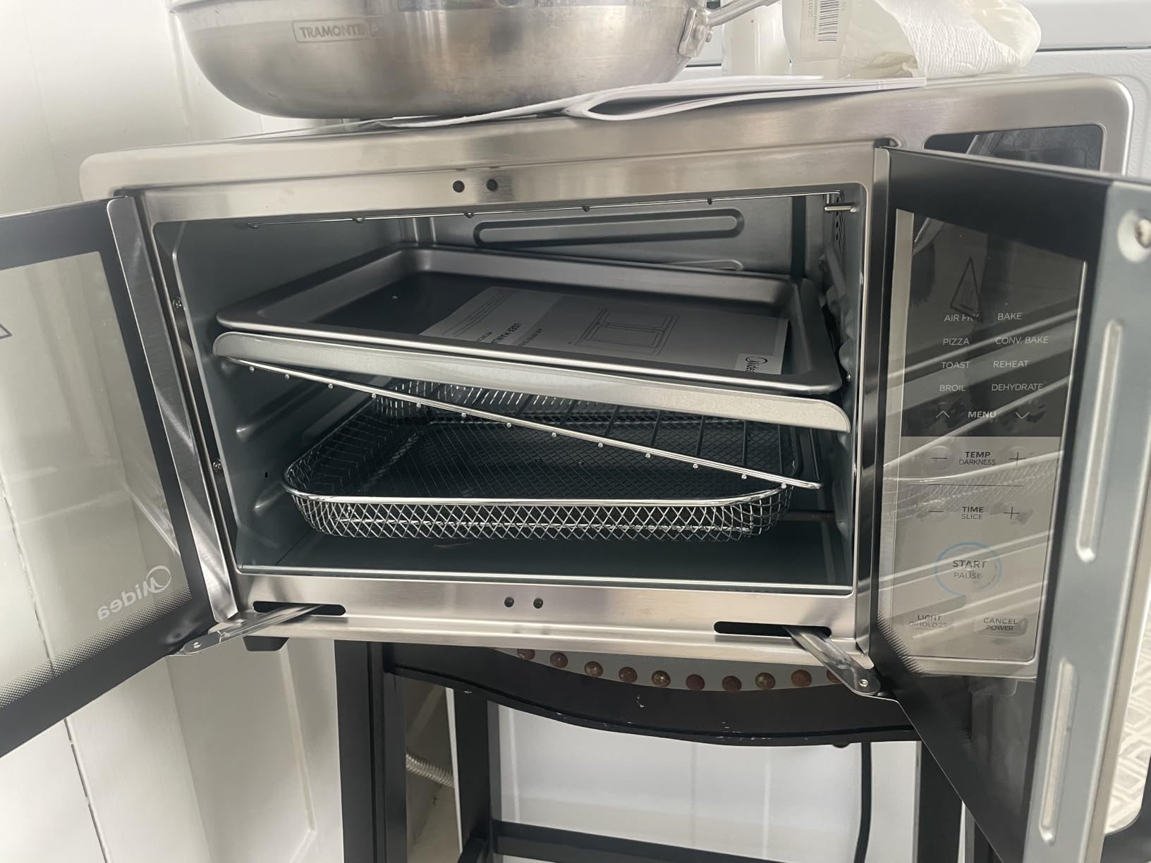 Midea Flexify Classic French Door Toaster Oven Air Fryer Combo, 26.4 QT customer photo 1