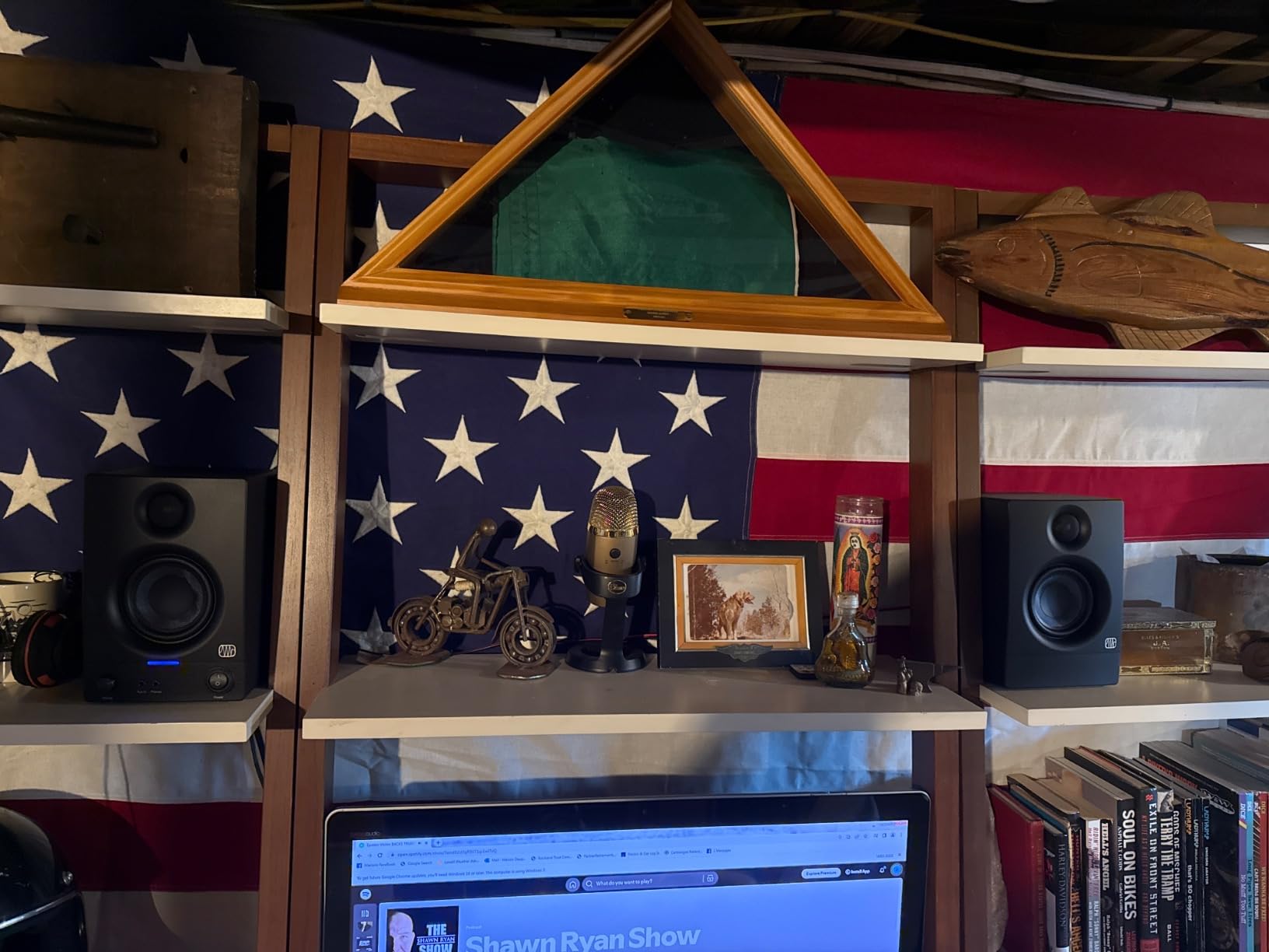 PreSonus Eris 3.5 Powered Desktop Studio Monitors, Pair (White) - 50W, 3.5 inch Active Near-Field Speakers customer photo 1