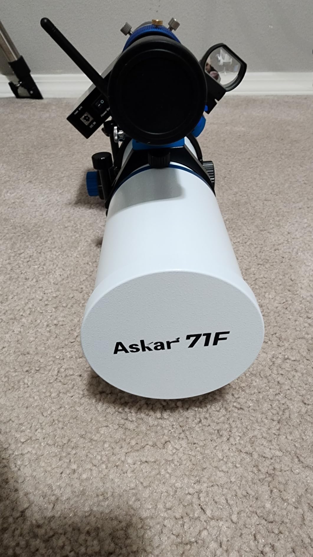 Askar 71F Flat-Field Telescope, 71mm Aperture F6.9 ED Glass Refractor OTA, Quadruplet air-Spaced APO, 230mm Vixen Dovetail Plate for Deep Sky Astrophotography and Visual Astronomy customer photo 1