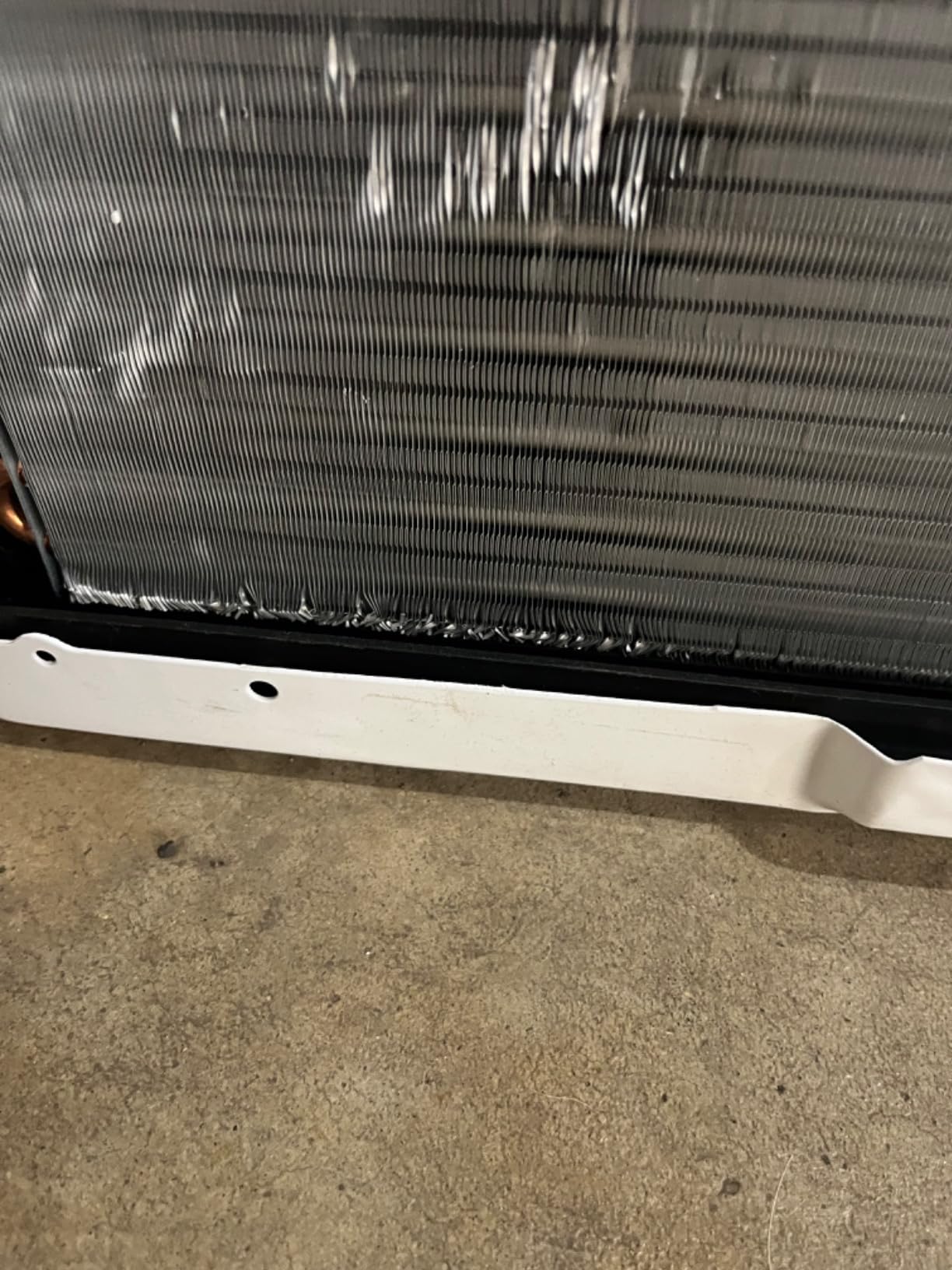 LG 14,000 Window Air Conditioner, 115V, 700 Sq.Ft. (25' x 28' Room Size), Quiet Operation, Electronic Control with Remote, 3 Cooling & Fan Speeds, Auto Restart, 14000 BTU, White customer photo 1