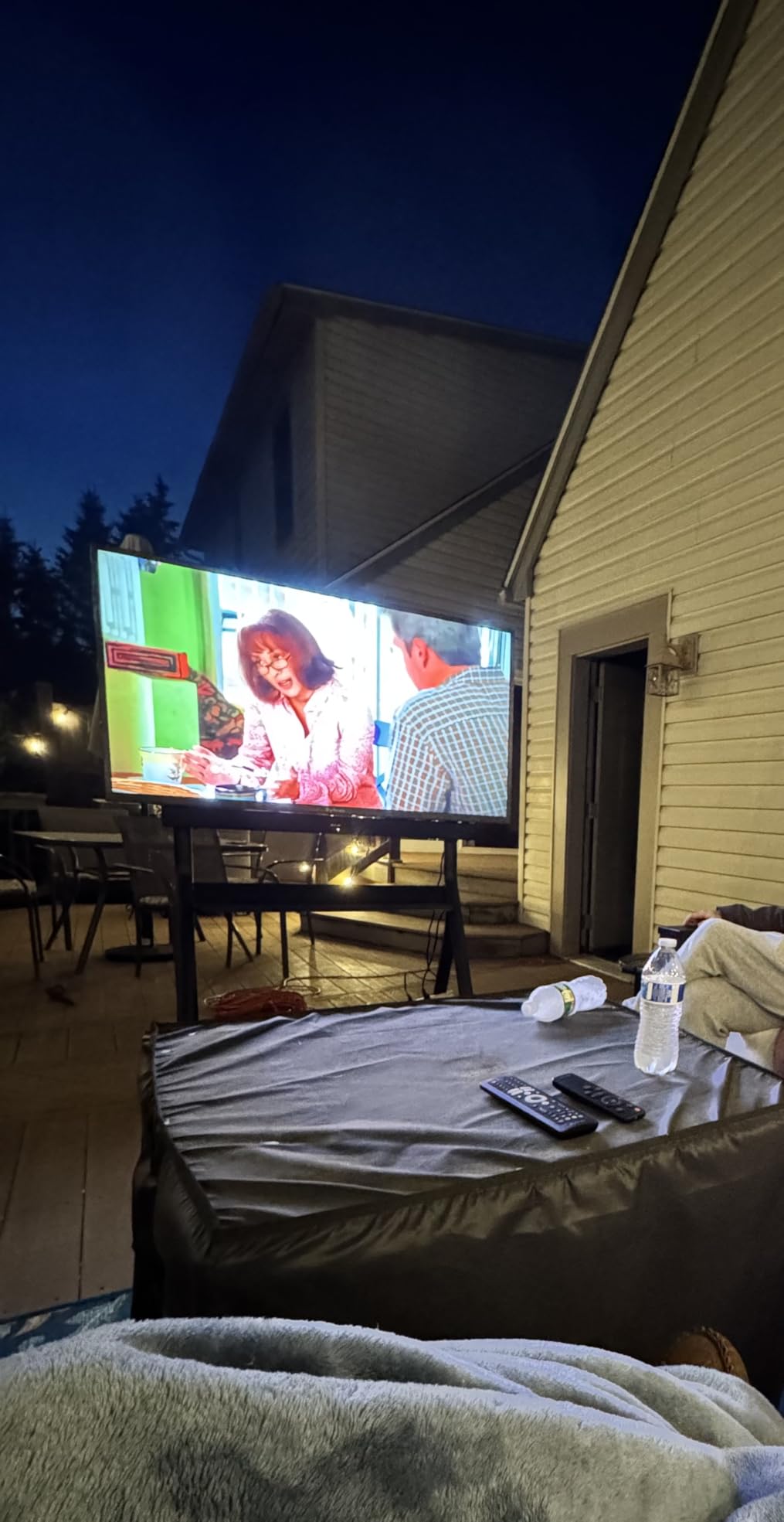 SYLVOX Outdoor TV, 65 inch 2000 nits Full Sun Outdoor TVs, Weatherproof TV | 4K Smart, IP56 Waterproof, Sunlight Readable, Support Dolby Vision Atmos, for Poolside Backyard Business (Pool Pro 3.0 /2026) customer photo 2