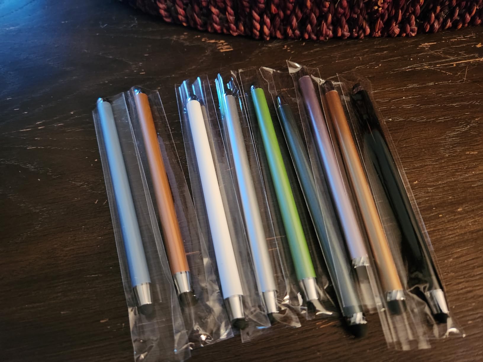 Stylus(10 PCS), Stylus Pen for Touchscreen iPad, 2-in-1 Universal Stylus | High Sensitivity, Rubber Tip, Metal barrel, No Charging, Compatible with iPad, iPhone, Tablets and Android Tablets Devices customer photo 1
