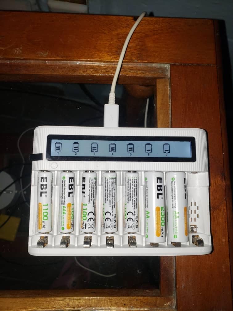 EBL AA AAA Battery Charger 12-Bay Independent LCD Charger for Ni-MH Ni-CD with Discharge Function customer photo 1