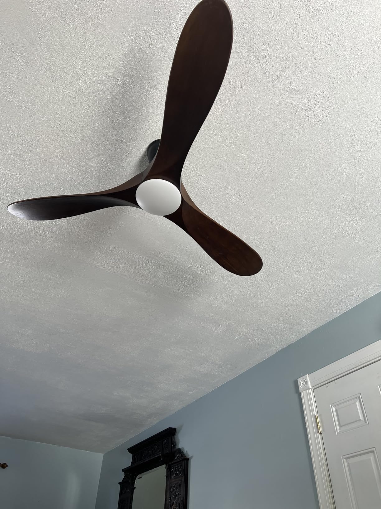 Haipeel 60 Inch Outdoor Ceiling Fans with Lights, Solid Wood Propeller 3 Blades Ceiling Fans with Lights and Remote Control Outdoor Fan for Patios Indoor, High CFM ETL Listed, Dark Walnut customer photo 1