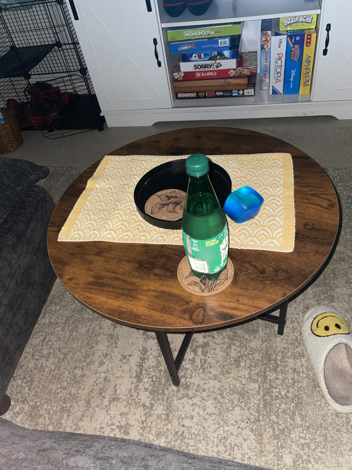 FAMIDGE Coffee Table, 23.6