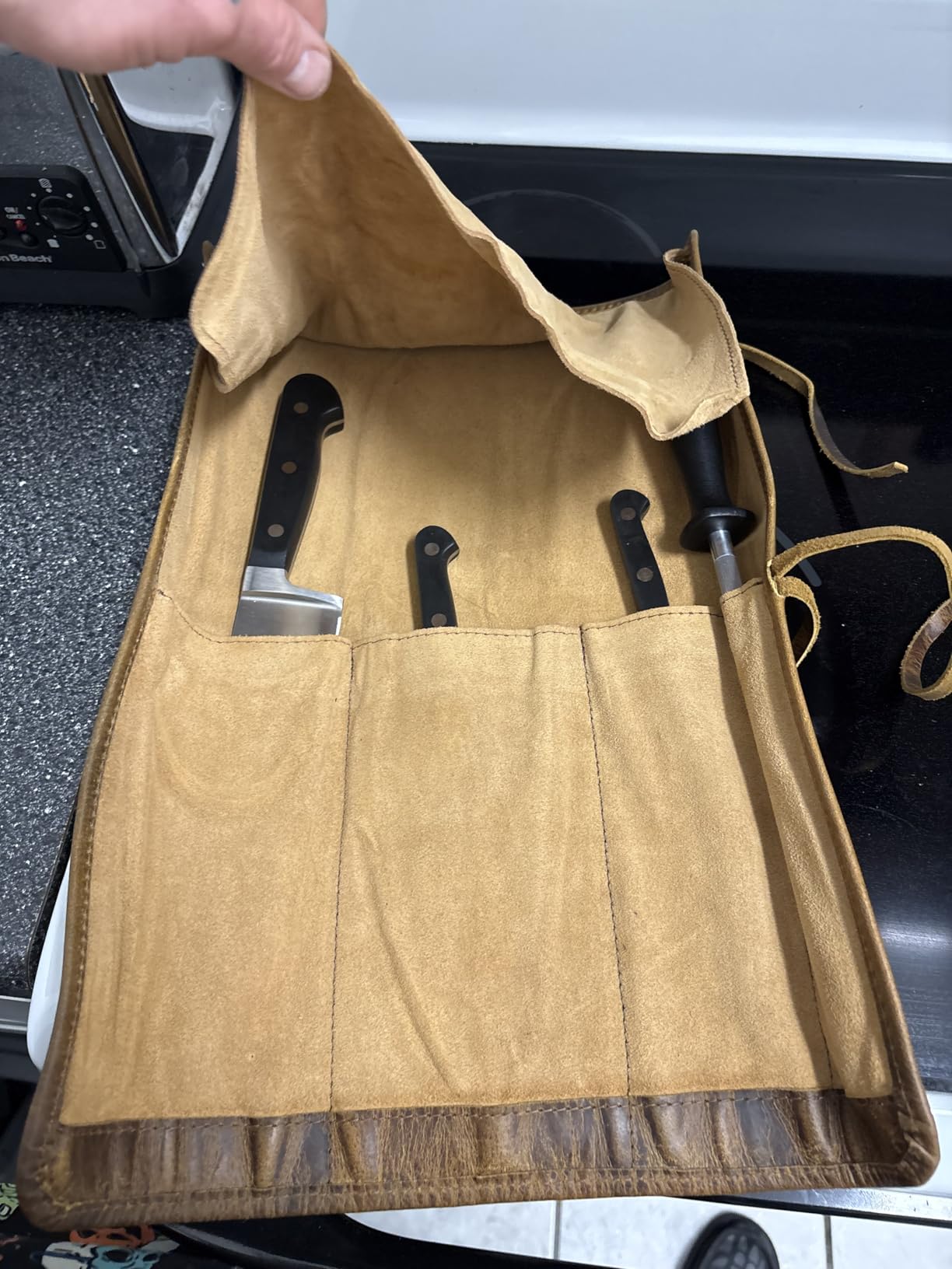 ELIZO Leather Knife Roll Bag Professional Chef Knife Case, Durable Sheath Holder, Cooks & Culinary Tools Carrying Storage, Portable Wrap - 6 Slots customer photo 1