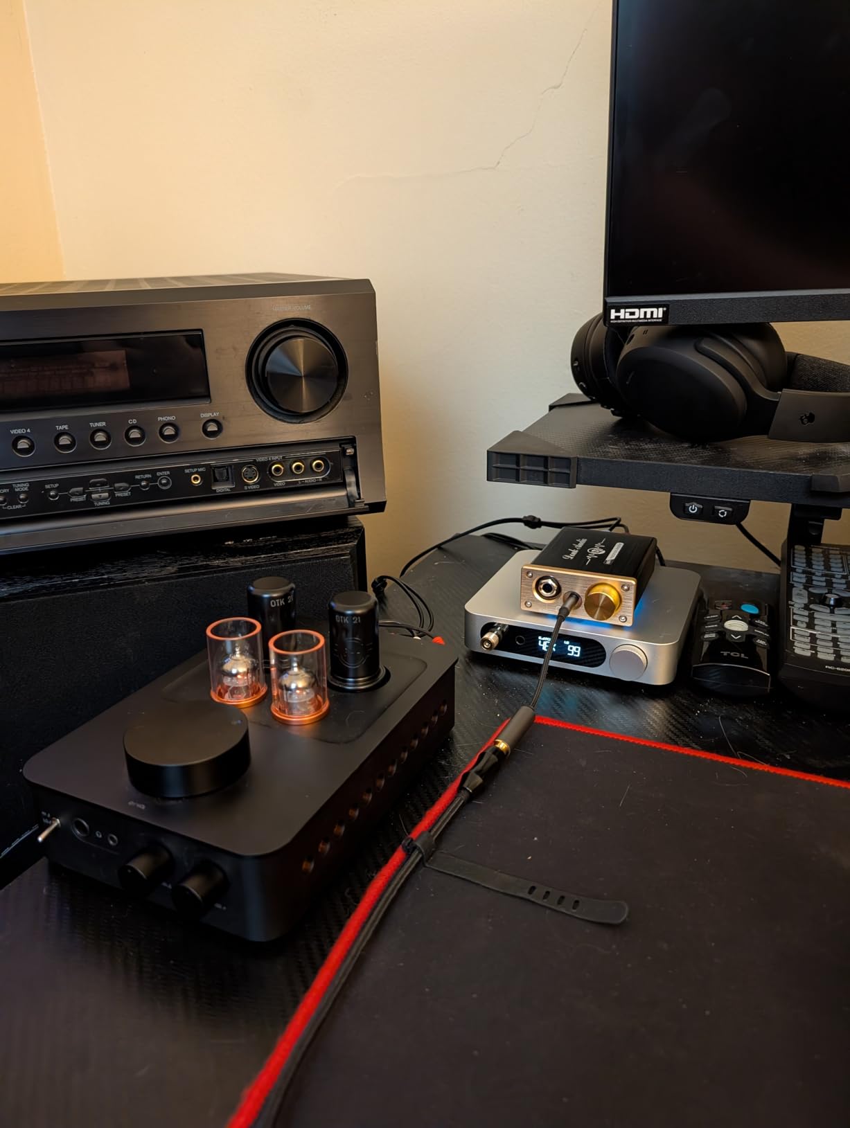Douk Audio U3 PRO HiFi Mini Class A Headphone Amplifier – High-Power Desktop Amp for 18-600Ω Headphones, 1500mW Output, 3.5mm & 6.35mm Jacks, DC 5V customer photo 1