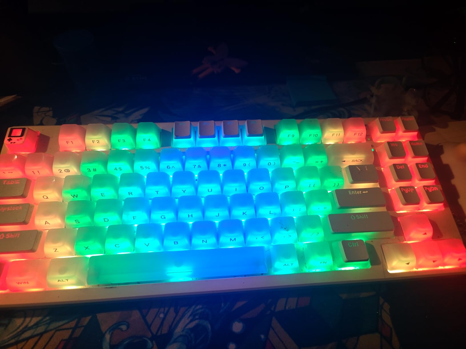 Kisnt KN85 Wireless Mechanical Keyboard, 75% Layout, Bluetooth/2.4GHz/USB-C, Custom RGB Backlit, Hot-Swappable Linear Switch, Creamy Sound for Gaming/Typing (Retro Beige) customer photo 1
