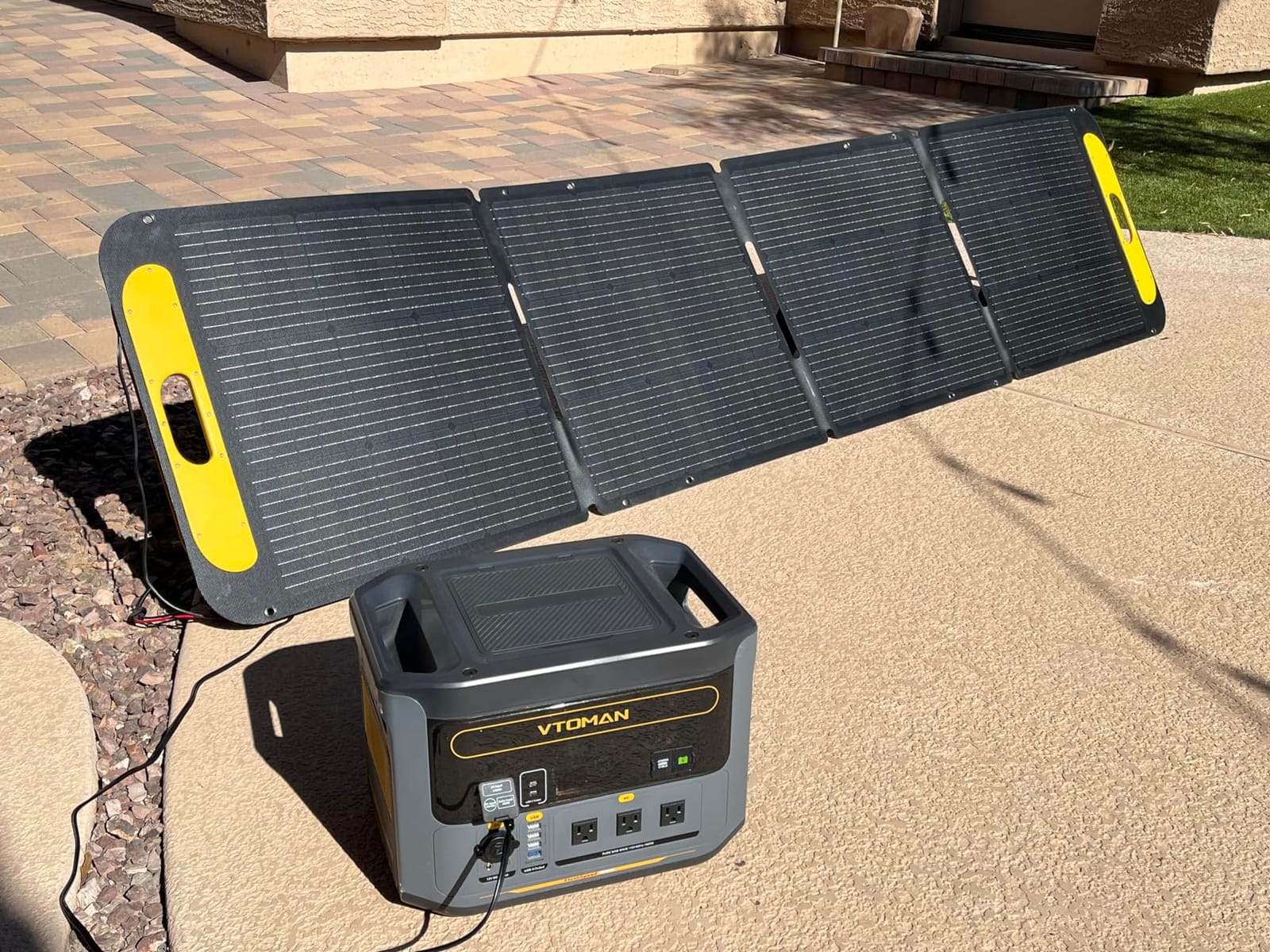 VTOMAN FlashSpeed 300 Portable Power Station, 300W 230Wh LiFePO4 Battery, 3000 Life Cycles, 600W peak, 100W PD USB-C, Fast Charge, 6 Outputs, Outdoor Camping, Home Backup, RV, Off-Grid customer photo 2