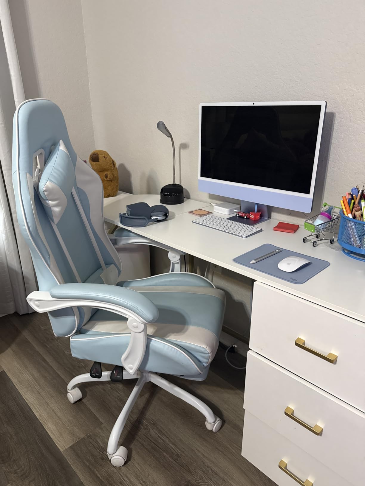 Homall Gaming Chair, Video Game Chair with Footrest and Massage Lumbar Support, Ergonomic Computer Chair Height Adjustable with Swivel Seat and Headrest (Dark Black) customer photo 1