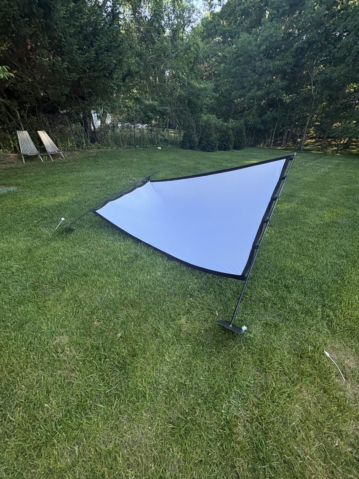 STWUI Outdoor-Projector-Screen-with-Stand - 120 inch Portable Projector Screen Indoor Outdoor Projector Screens 16:9 4K HD Lightweight Movie Screen with Carry Bag for Backyard Movie Night customer photo 2