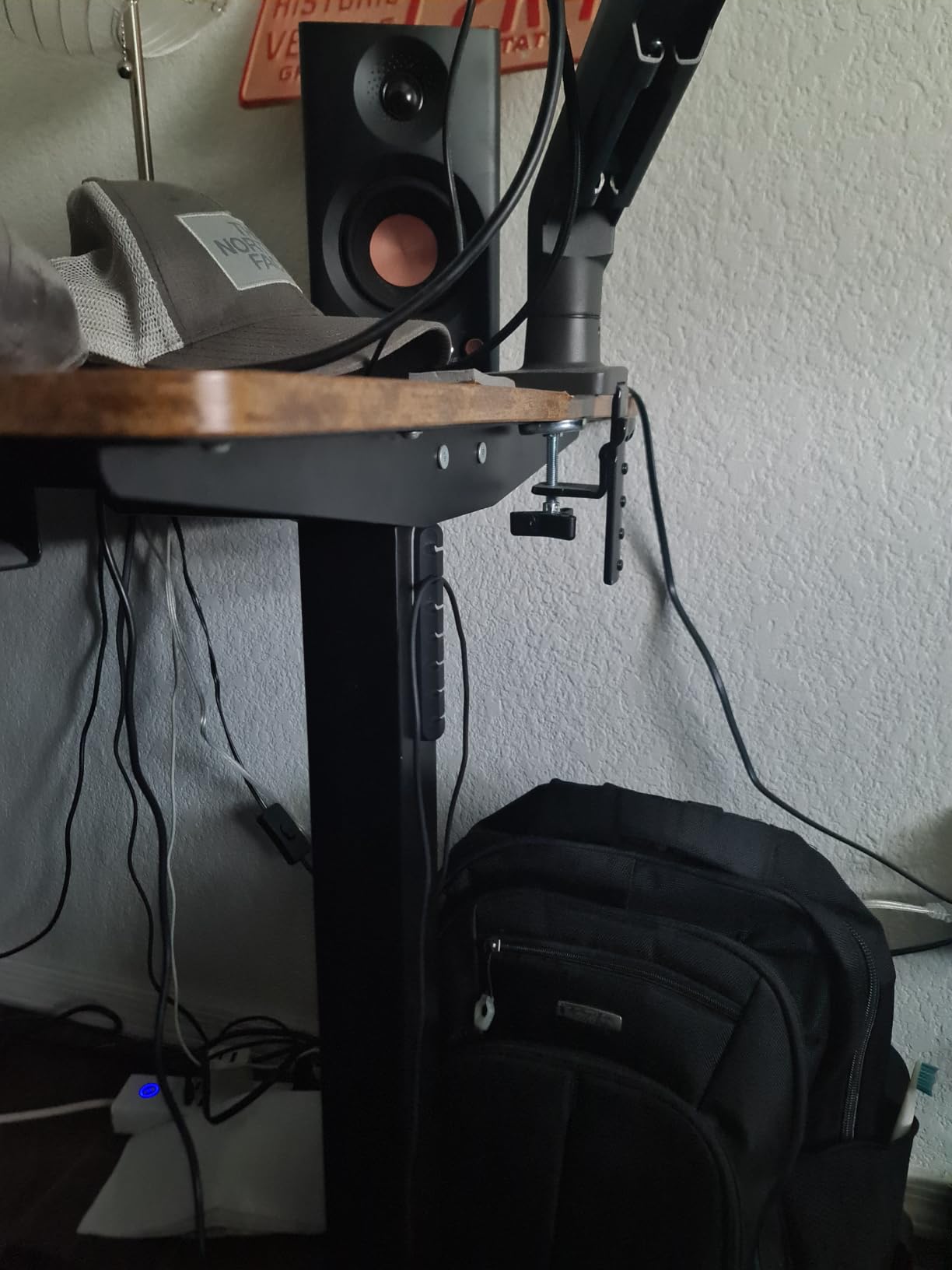 Edifier MR3 Powered Studio Monitor Speakers, Hi-Res Audio Certified customer photo 1