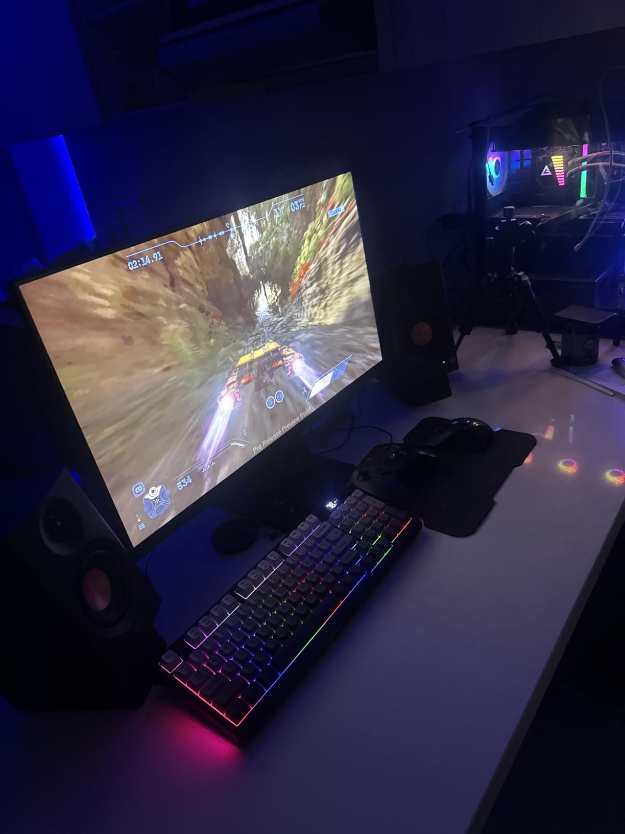 Edifier MR3 Powered Studio Monitor Speakers, Hi-Res Audio Certified customer photo 2