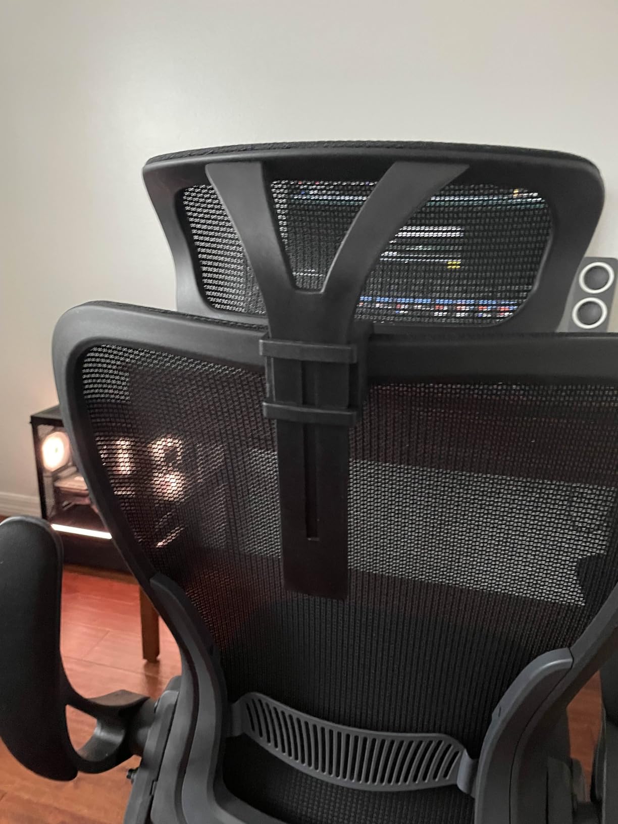 Tervo Model U - Folding Office Chair - Ergonomic Design for Small Spaces | Folding desk chair with breathable high-rebound mesh, flip-up arms and lumbar support for home office, study and gaming customer photo 2