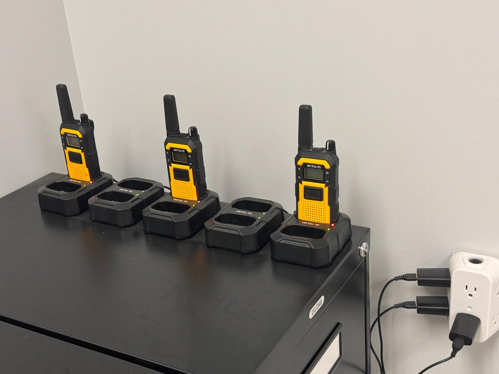 Retevis RB48 Walkie Talkies for Adults, Heavy Duty 2 Way Radios Long Range | for Jobsite Construction School, MIL-STD-810H, IP67 Waterproof, Shock Resistant, Dual PTT, 6 Pack with 6-Way Charger customer photo 1