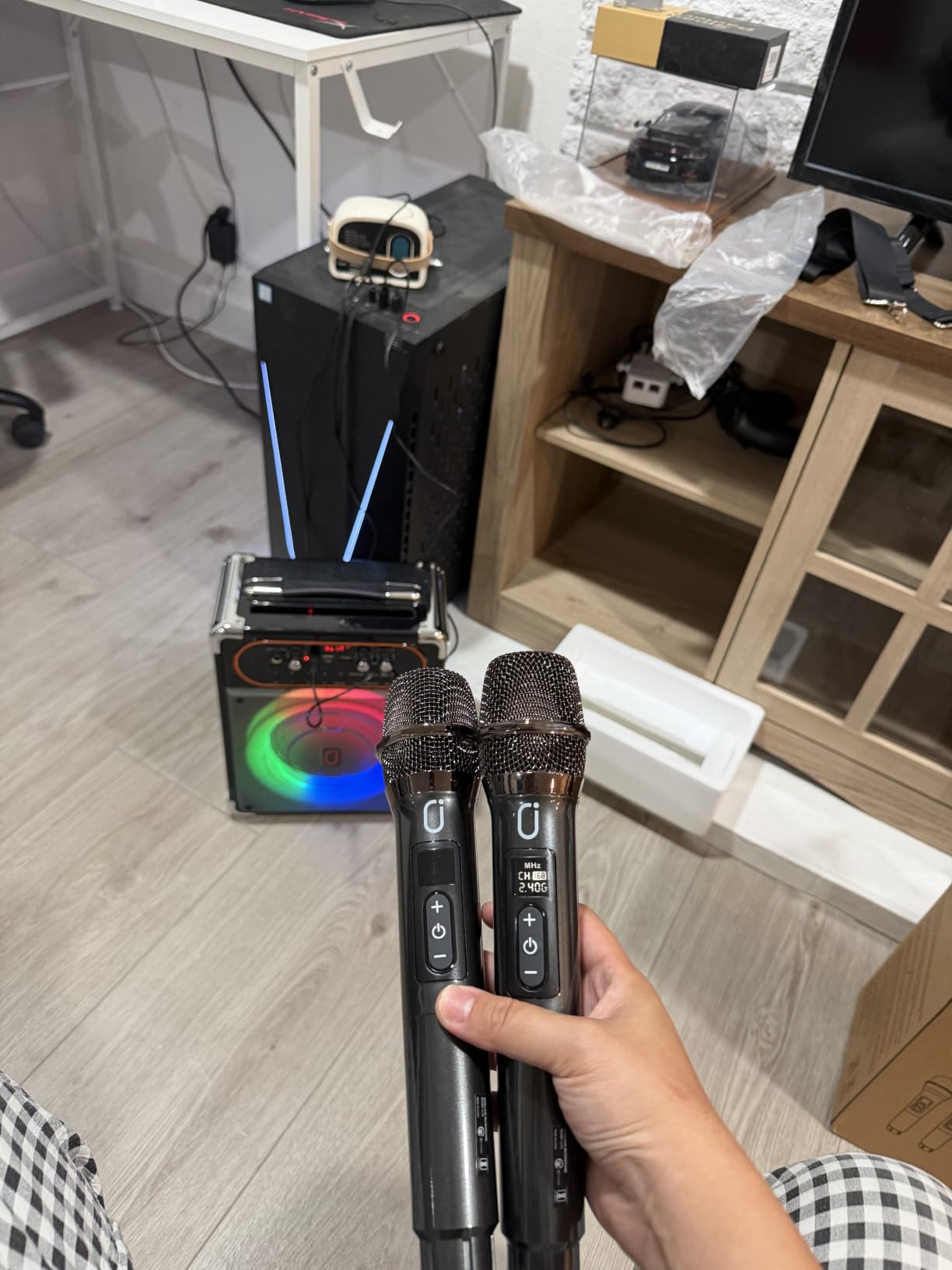 Karaoke Machine with 2 Zero Delay Mics for Adults, Karaoke Set for Parties customer photo 1