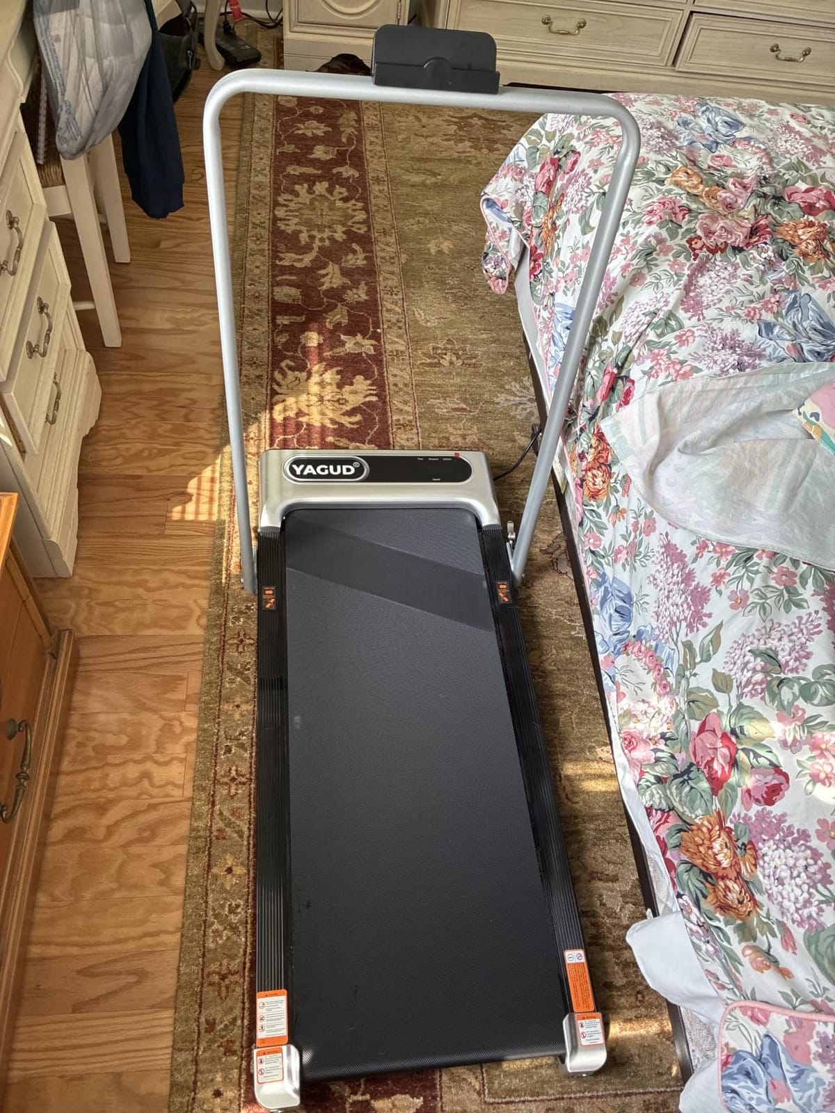 Walking Pad Treadmill for Home, Incline Walking Pad with Handle Bar | Sturdy Foldable Handles Treadmill with Remote, Quiet Anti-slip Portable Under Desk Walking Pad for small space at home office customer photo 1