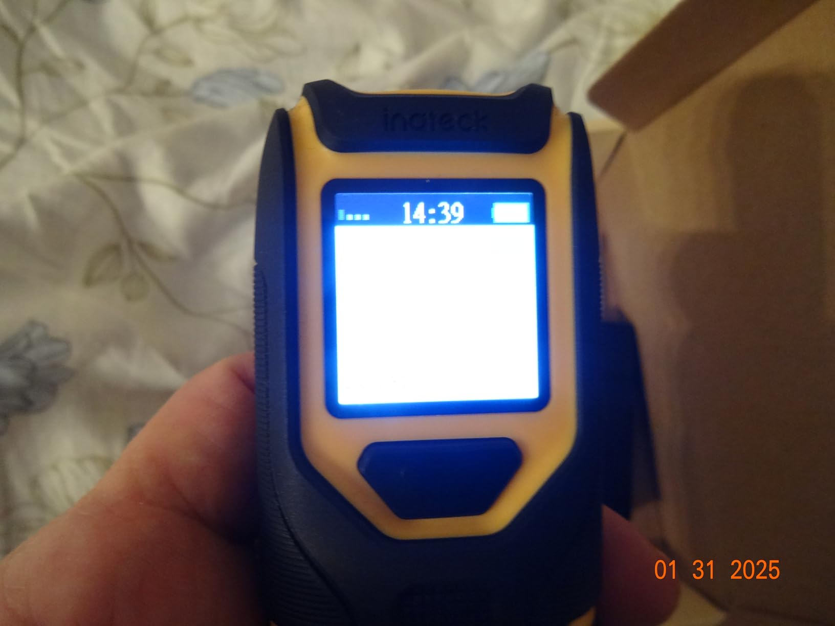 Inateck 2D Barcode Scanner Wireless, Mini Bluetooth Code Reader with Screen customer photo 2
