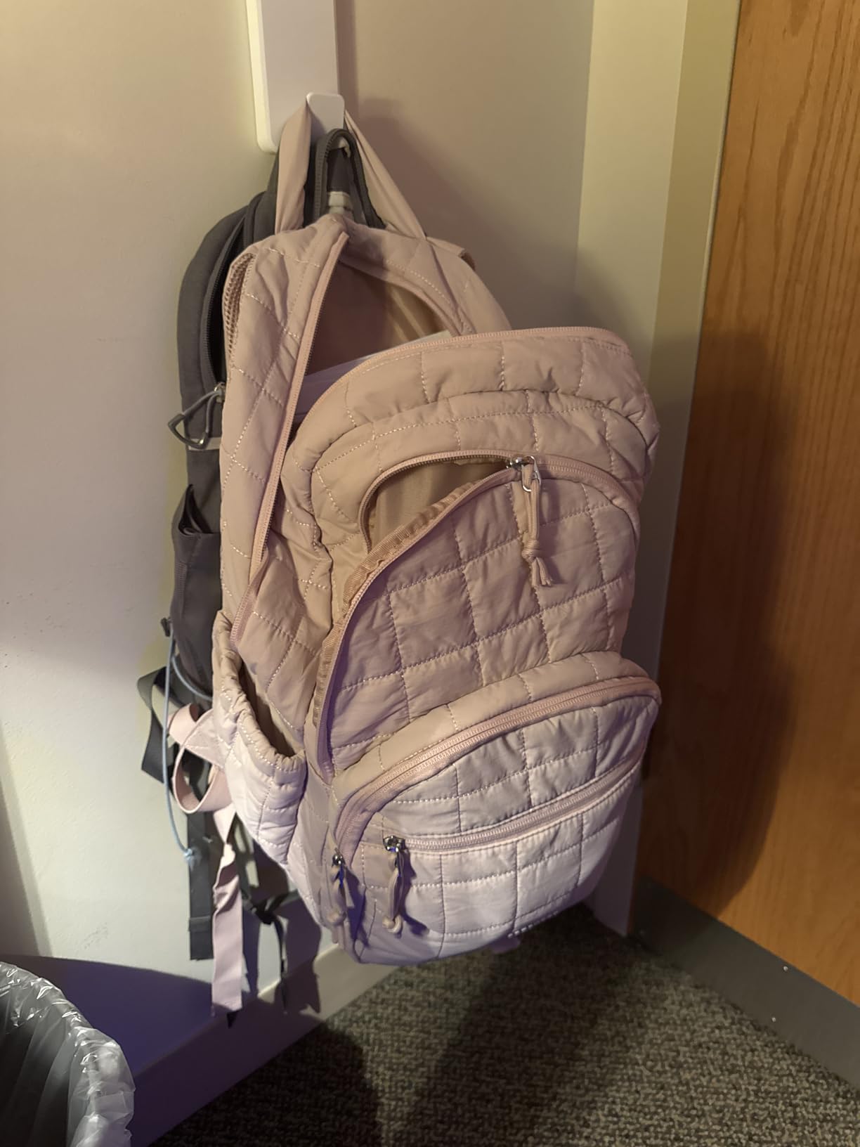 BAGSMART Travel Backpack for Women, 15.6