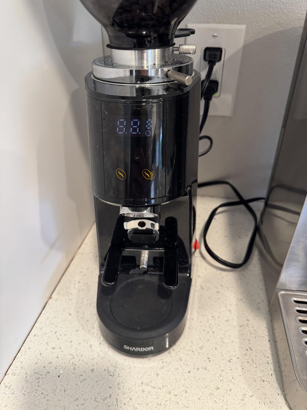 SHARDOR 64mm Flat Burr Coffee Grinder, 100 Settings, Anti-Static, Black customer photo 2