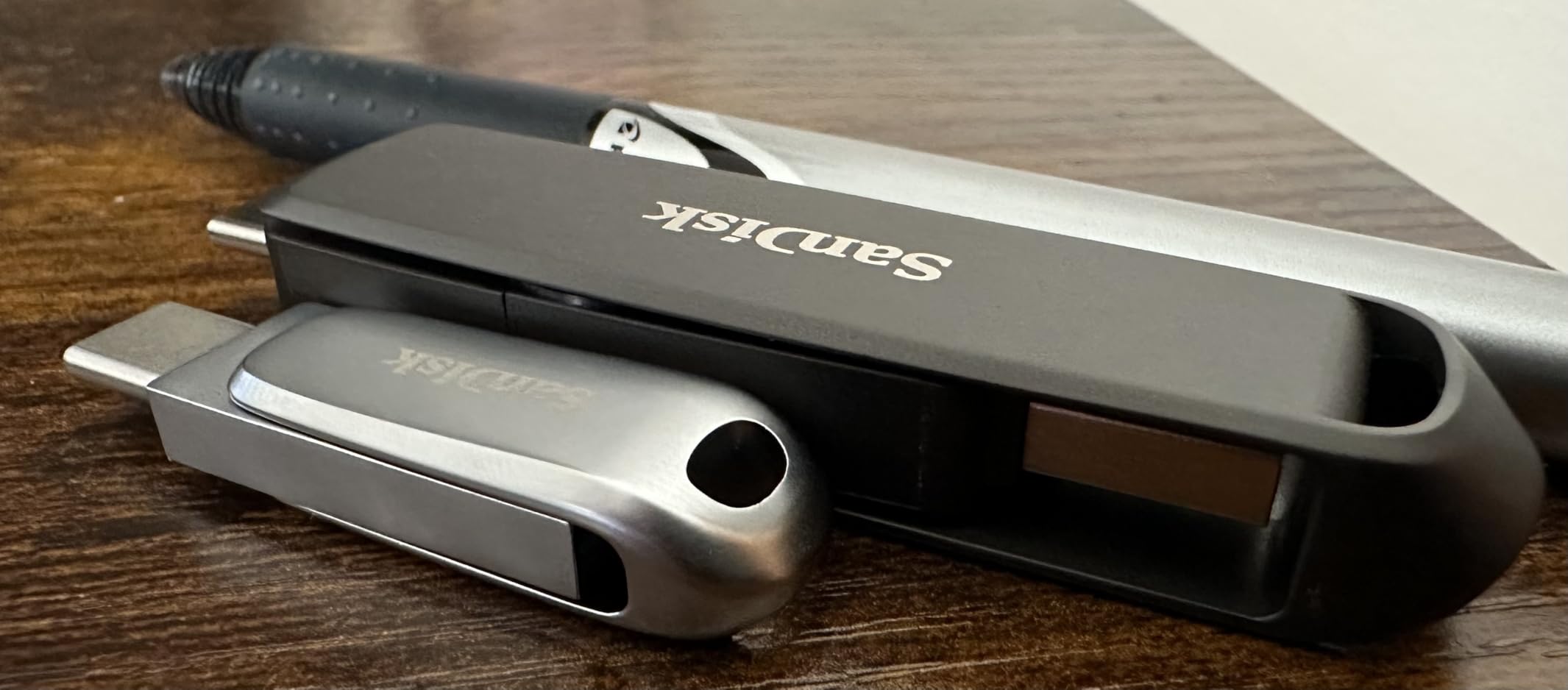 SANDISK 512GB Extreme PRO Dual Drive - Up to 1,000MB/s, USB Type-C, and USB Type-A, High-Performance Flash Drive - SDDDE1-512G-G46 customer photo 1
