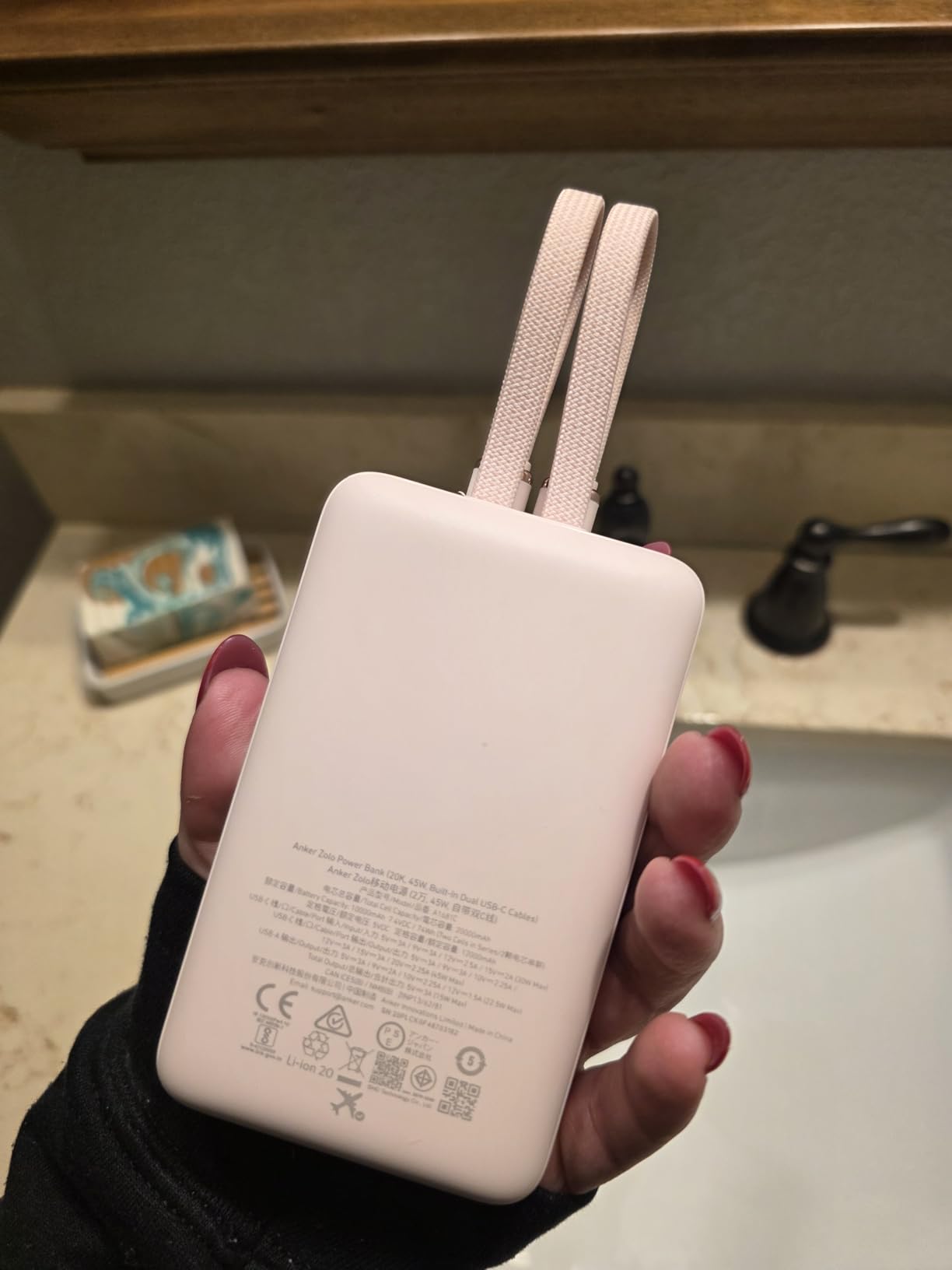 Anker Power Bank, 20,000mAh 45W Portable Charger, Dual Built-in USB-C Cables | 20,000mAh Battery Pack with Dual Built-In Cables, USB-C and USB-A Ports, for iPhone 17 / 16 Series, Galaxy, MacBook, and More customer photo 2