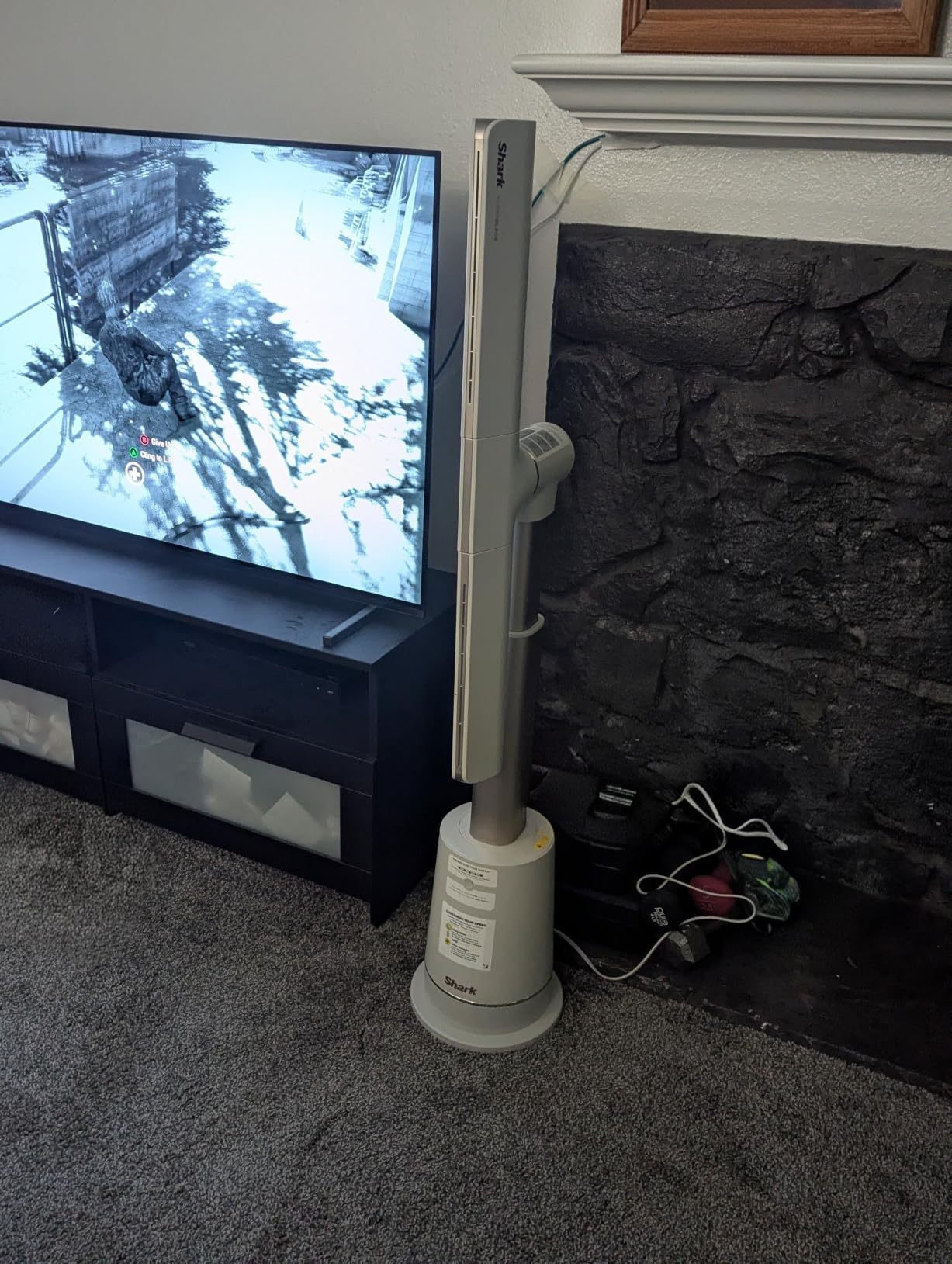 Shark TurboBlade Bladeless Tower Fan, Dove, TF202SWH customer photo 1