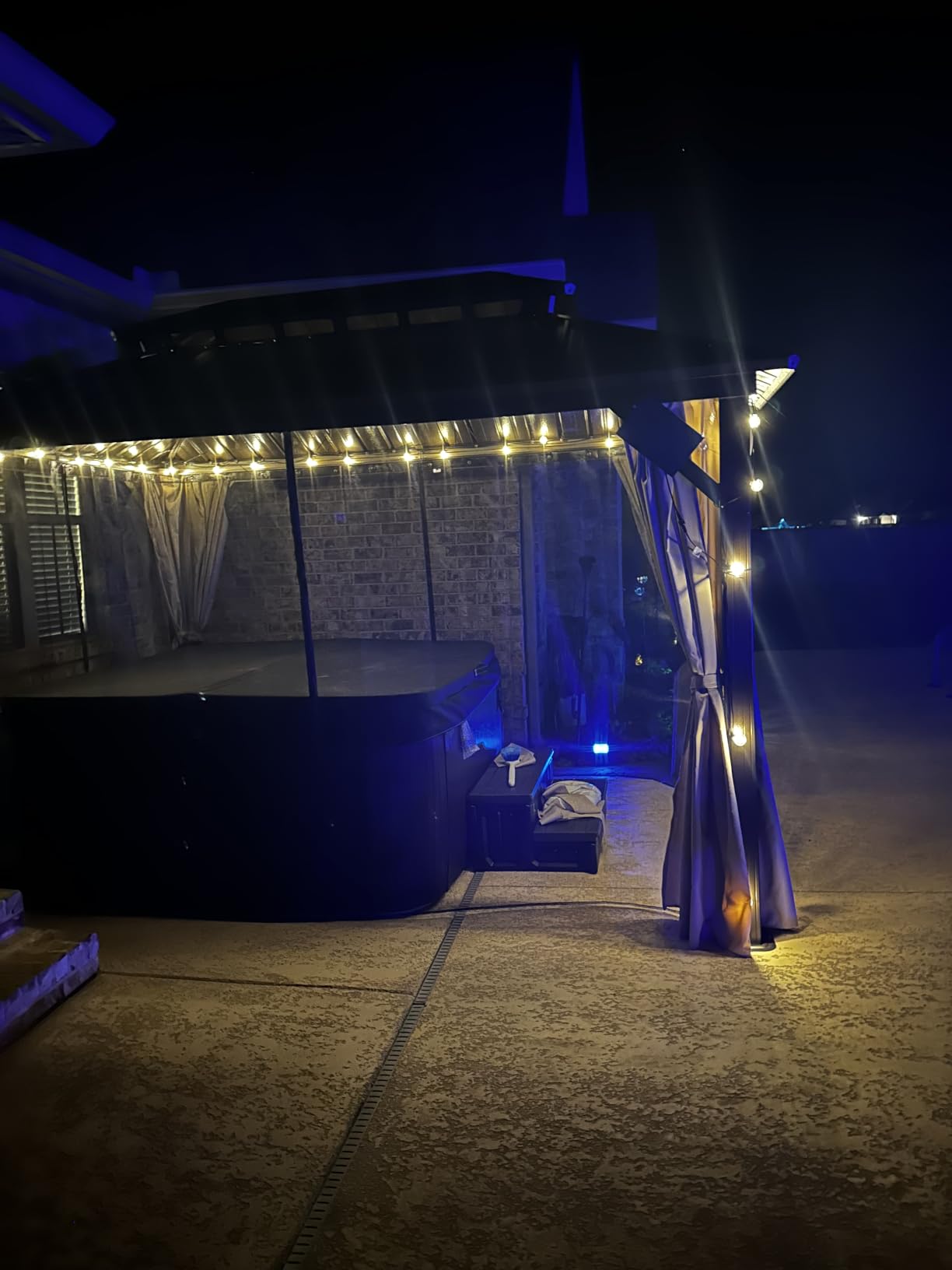 Brightown 108FT 52LED Solar String Lights Outdoor with Remote & USB Port customer photo 1