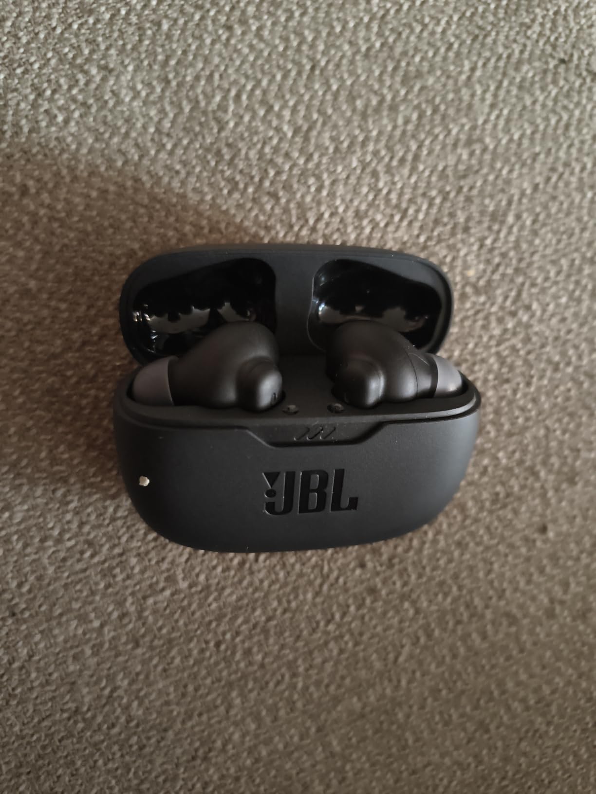 JBL Vibe Beam 2 - True Wireless Noise Cancelling Earbuds with JBL Pure Bass Sound & Smart Ambient Technology, 4mics for Crisp, Clear Calls, up to 40Hrs of Playback, IP54 Dust & Water Resistant (Blue) customer photo 2