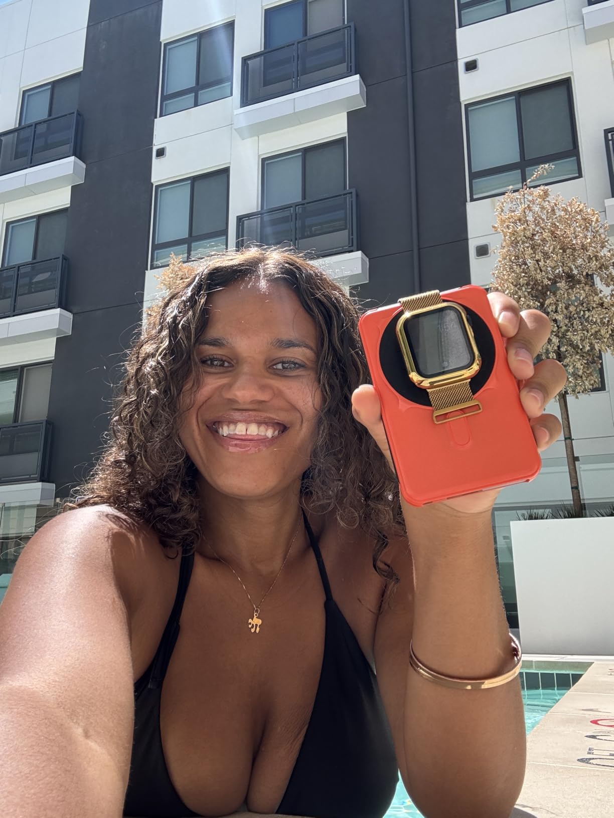 Ridge 20W Magnetic Power Bank Battery Pack 10,000mAh - Fast Charging - Portable Charger Flight-Safe Travel Powerbank - Built-in Cables & Magnetic Attachment (Basecamp Orange) customer photo 1