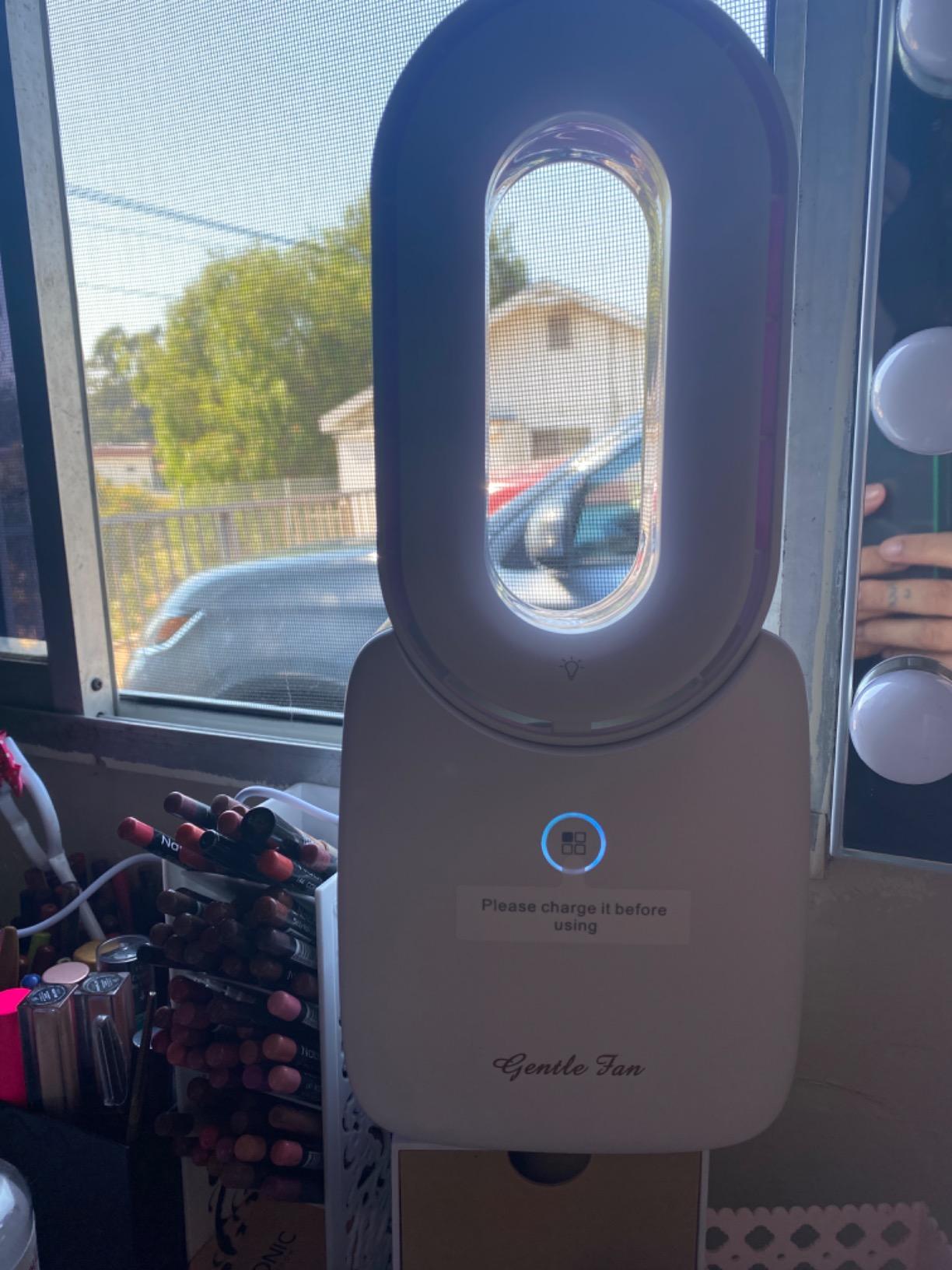 Misby Desk Fans Small Quiet, 13 Inch Bladeless Table Fan, 5 Speeds, 70° Oscillating Fan with Night Light and Timer, Desktop Cooling Fan for Bedroom, Office, Nightstand customer photo 1