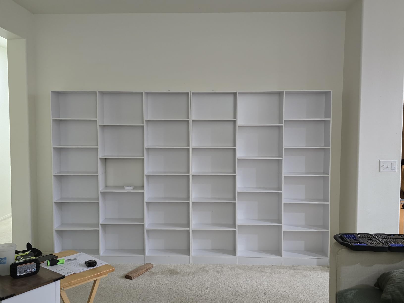 FACBOTALL Triple Wide Bookshelf, Large Bookshelf with 17 Display Shelves customer photo 1