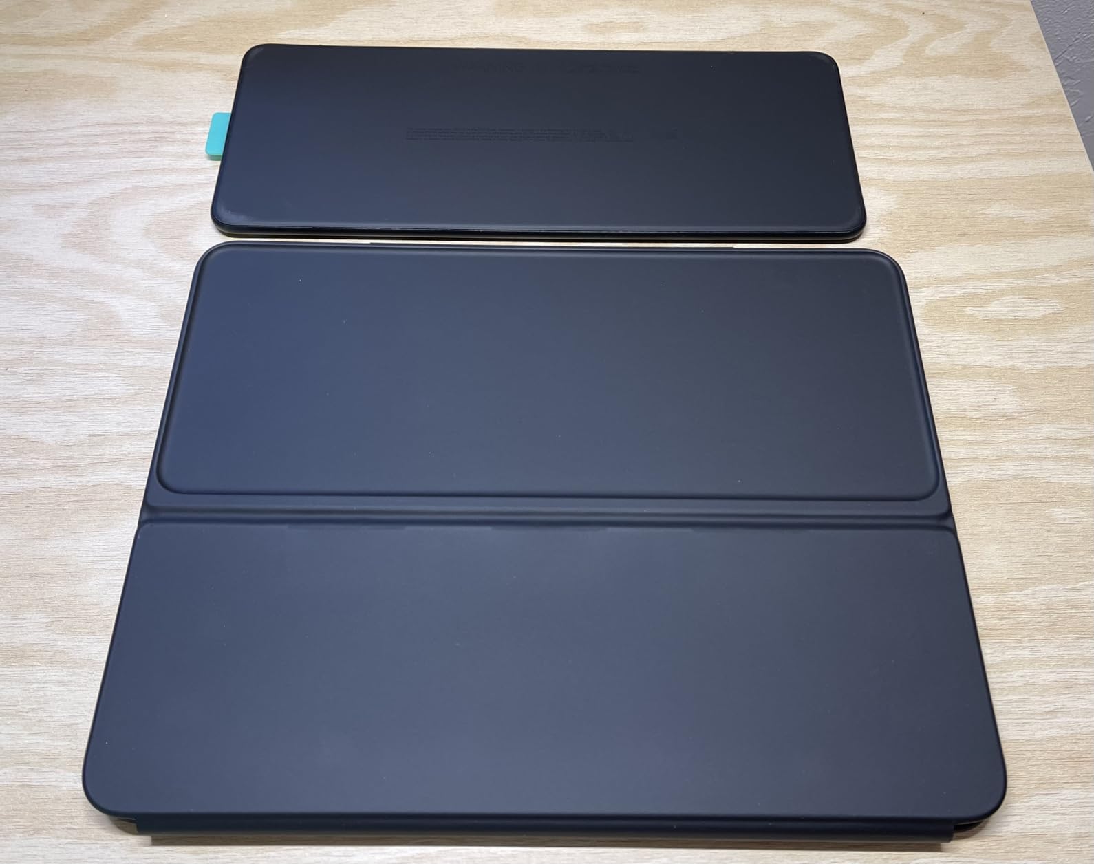 Logitech Flip Folio Keyboard Case 13-inch iPad Pro and Air - Midnight Black customer photo 1