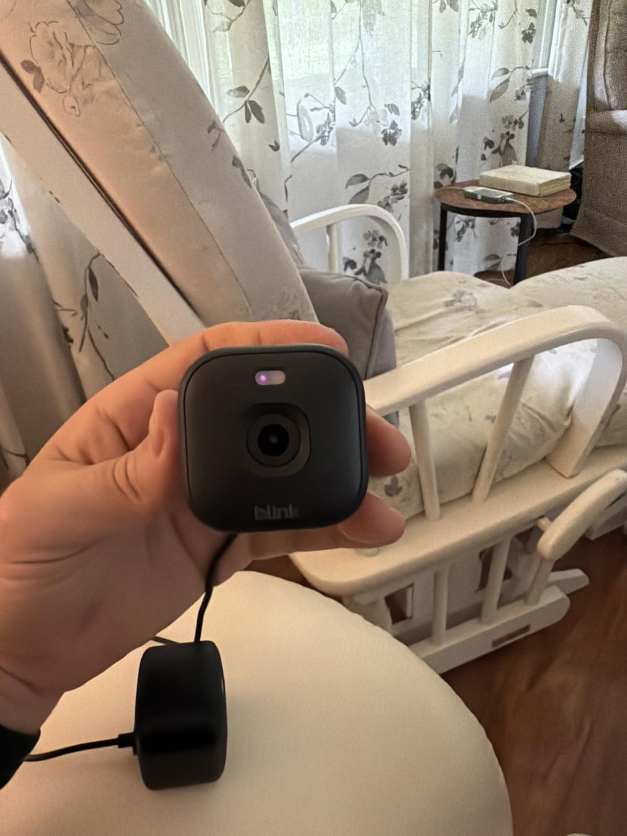 Blink Mini 2K+ (newest model) - Plug-in Home & Pet Indoor Security Camera with 2K video resolution, night vision, enhanced audio, motion detection - 1 camera (White) customer photo 1
