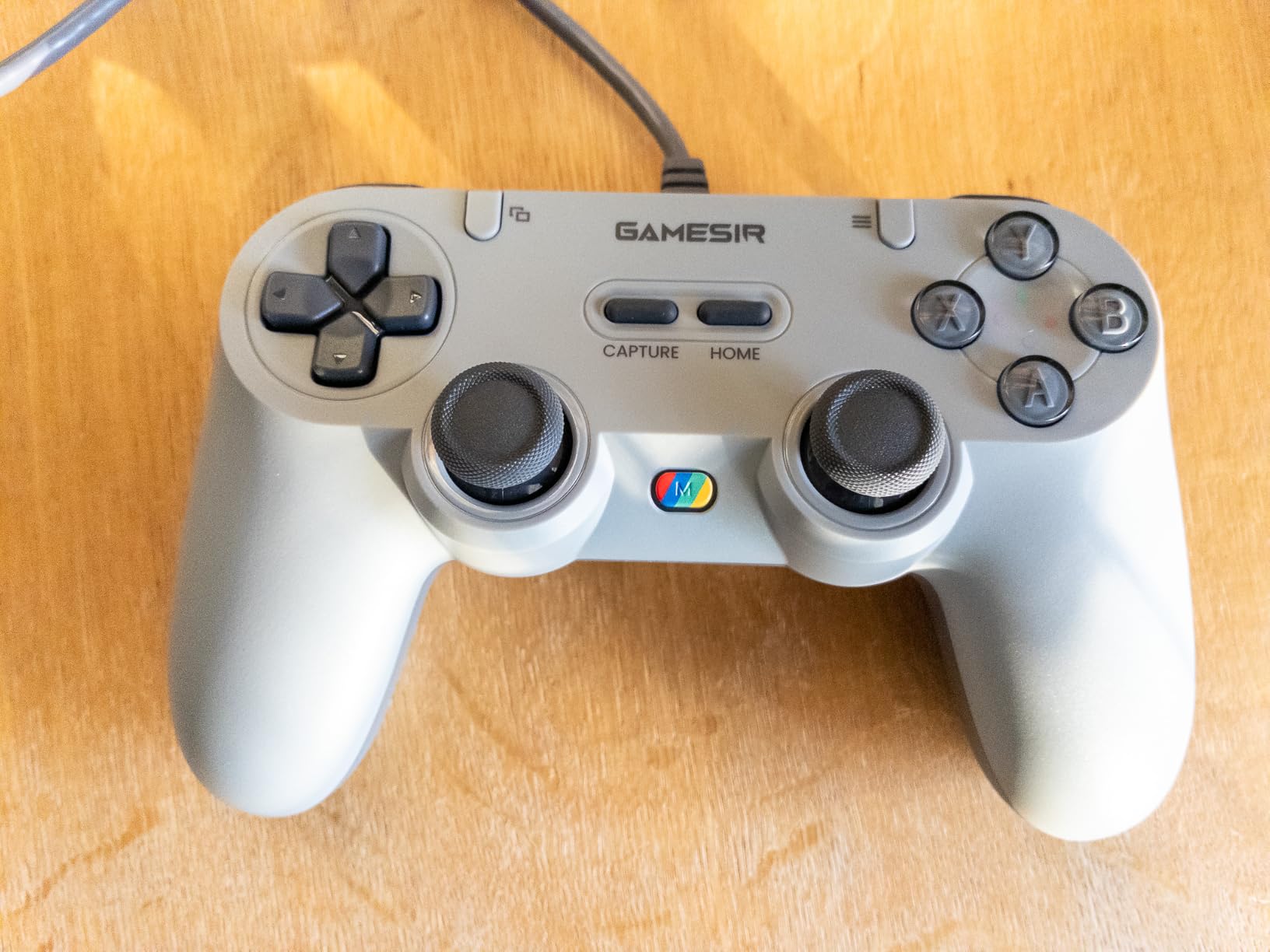 GameSir Tegenaria Lite Wired Game Controller For Switch, Android, iOS, PC, Steam With Retro 90s Design, Hall Effect Sticks, 1000Hz Polling Rate, Dual Rumble Motors, Mappable Back Buttons, Ultra-Low Latency, Ergonomic Design -Retro Gray customer photo 1