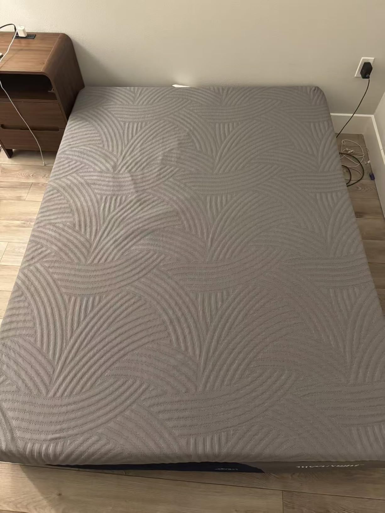 Sweetnight CoolNest 14 Inch King Size Mattress,Cooling Memory Foam Mattress customer photo 2