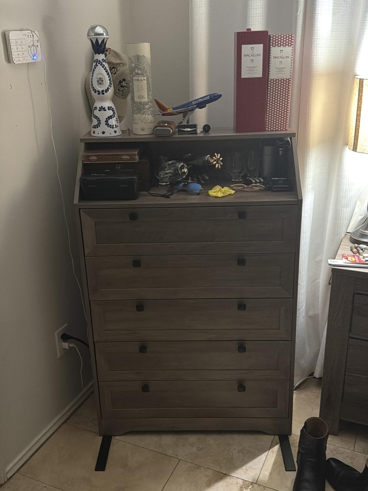 Wodeer Grey Dresser Tall 5 Drawer Dresser for Bedroom, Wood Chest of Drawers with LED Lights, Charging Station, Metal Handles, Modern Storage Cabinet and Organizer Drawers for Living Room, Hallway customer photo 1